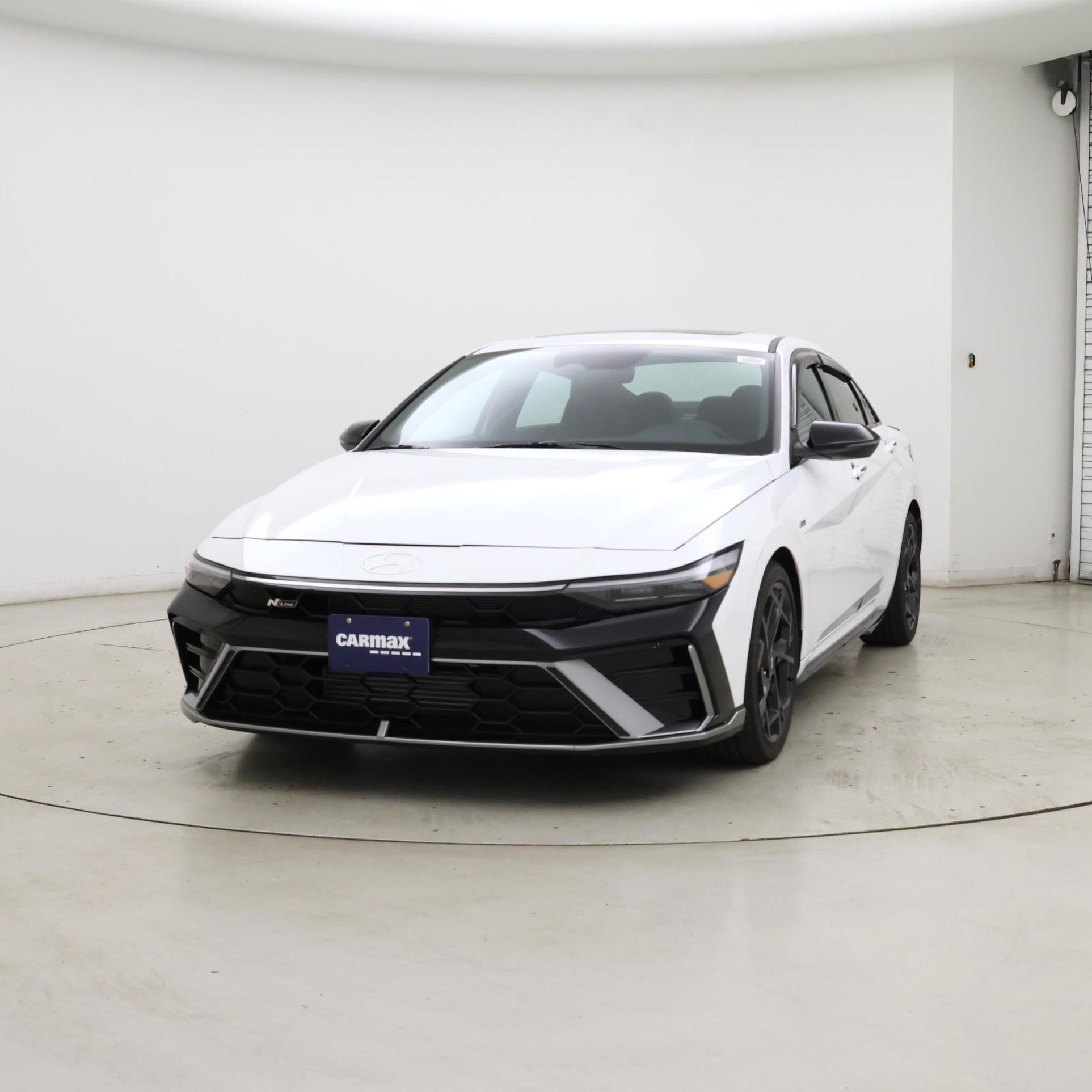 Thumbnail: 2025 Hyundai Elantra - 4