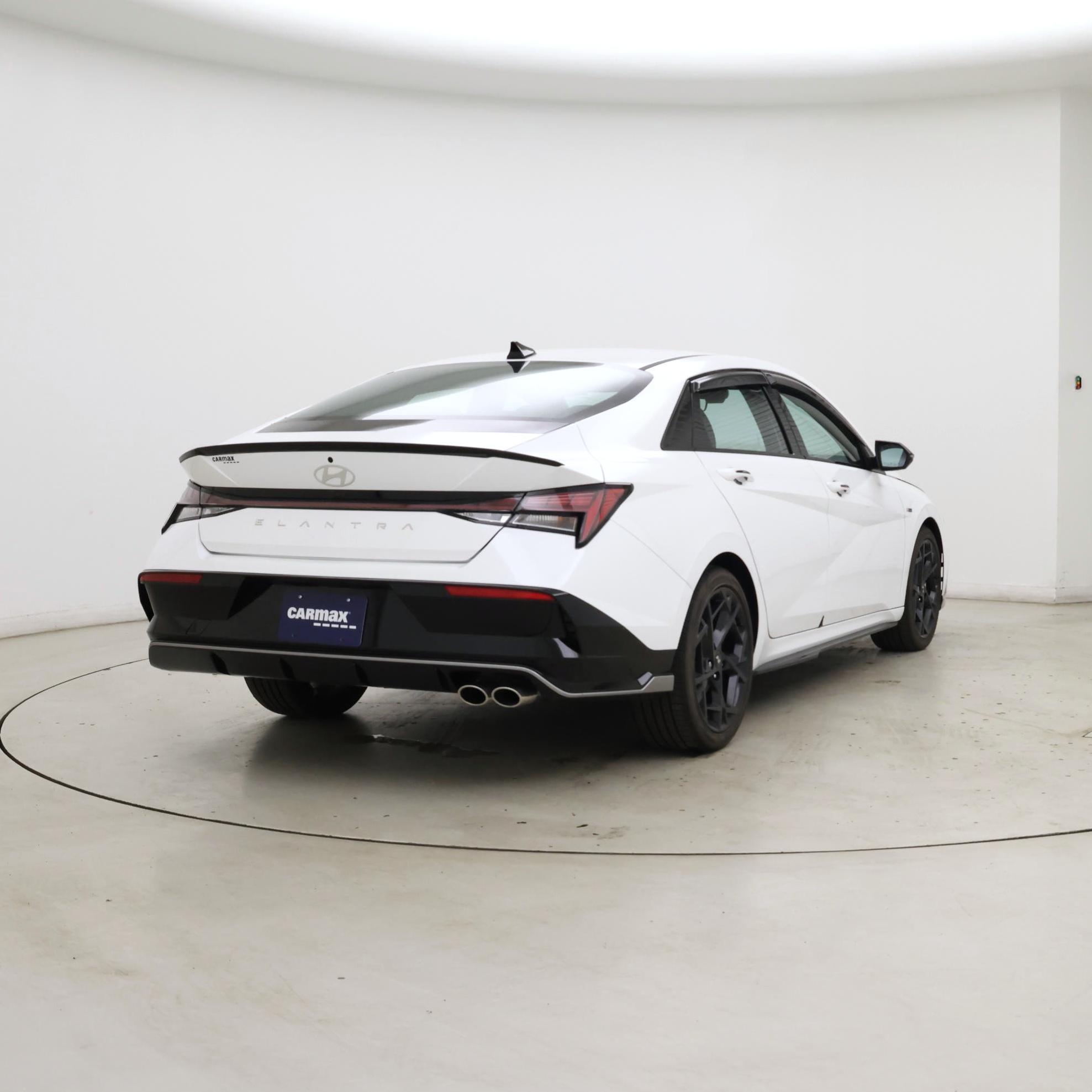 Thumbnail: 2025 Hyundai Elantra - 8