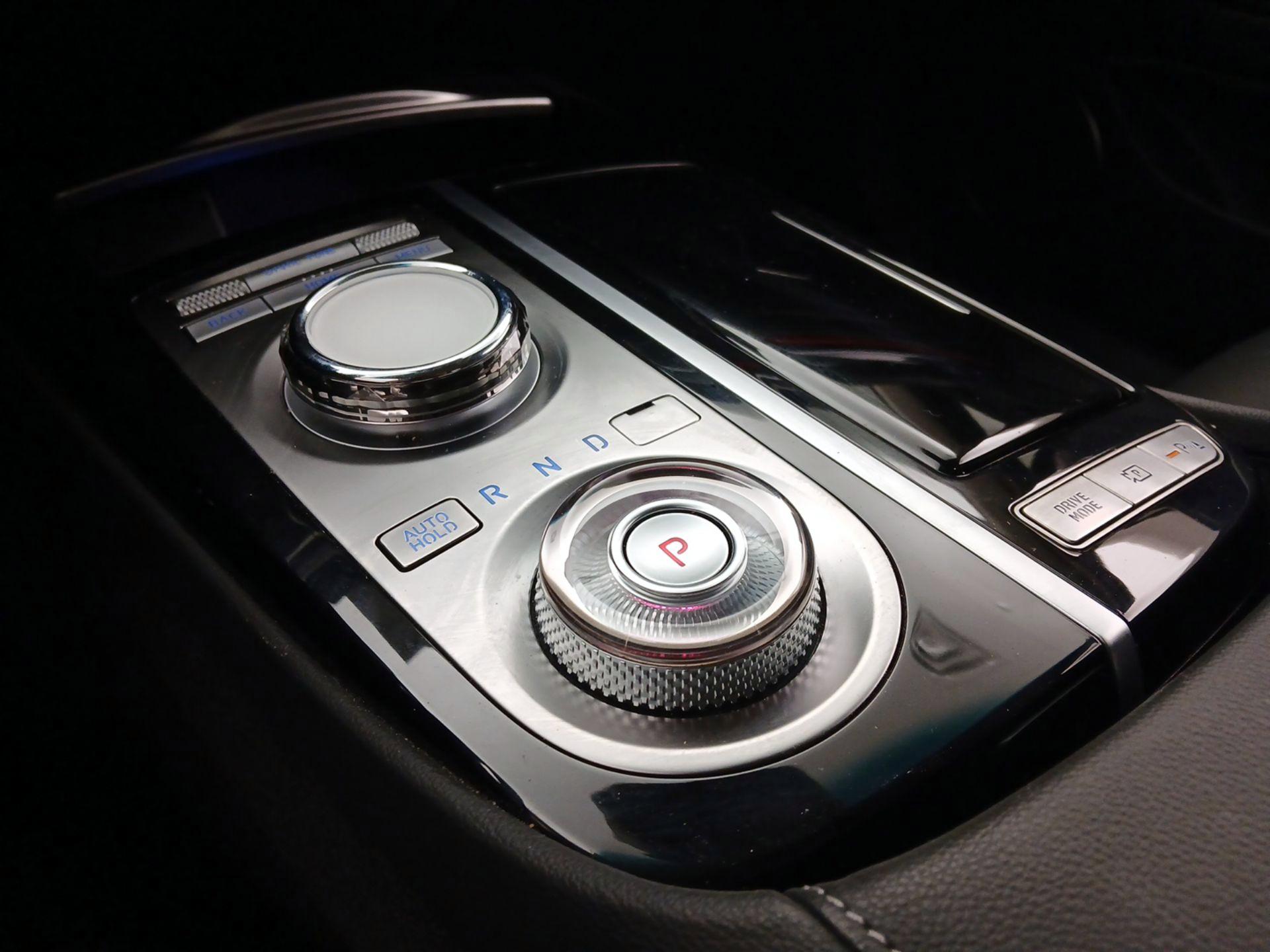 Thumbnail: 2024 Genesis G80 - 18