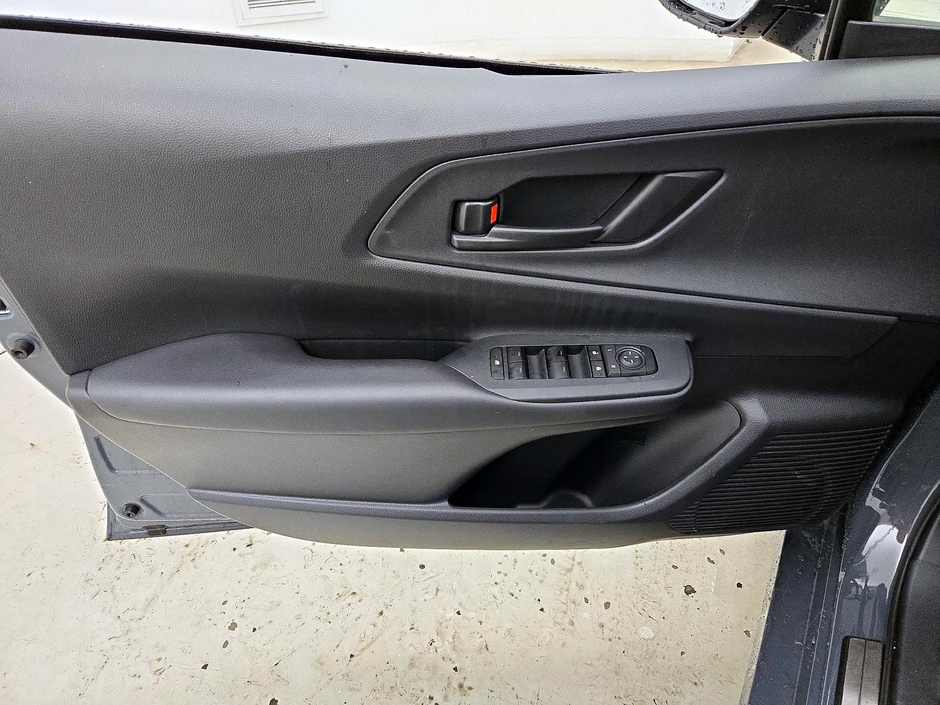 Thumbnail: 2023 Toyota Prius Prime - 12