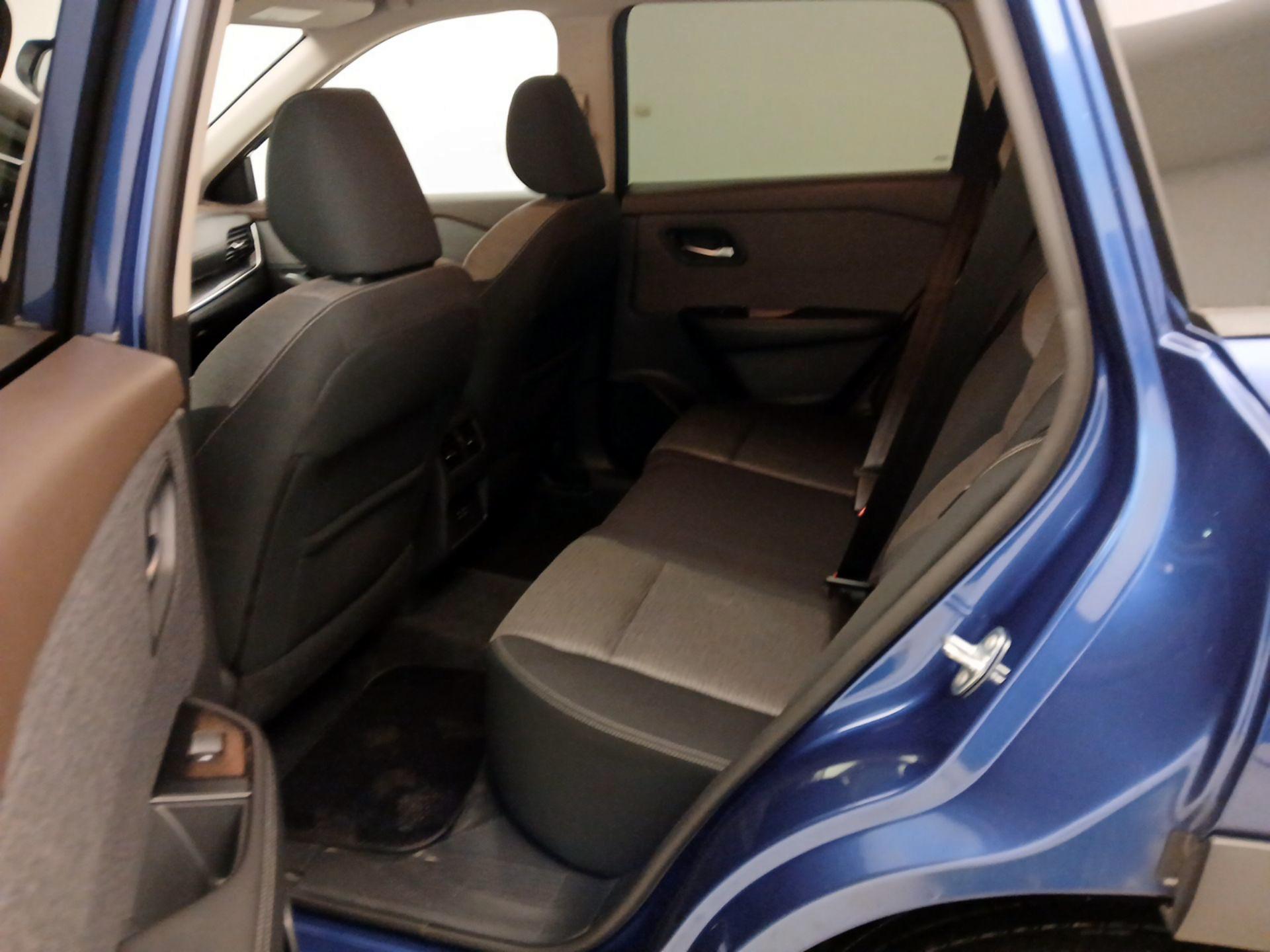 Thumbnail: 2021 Nissan Rogue - 19