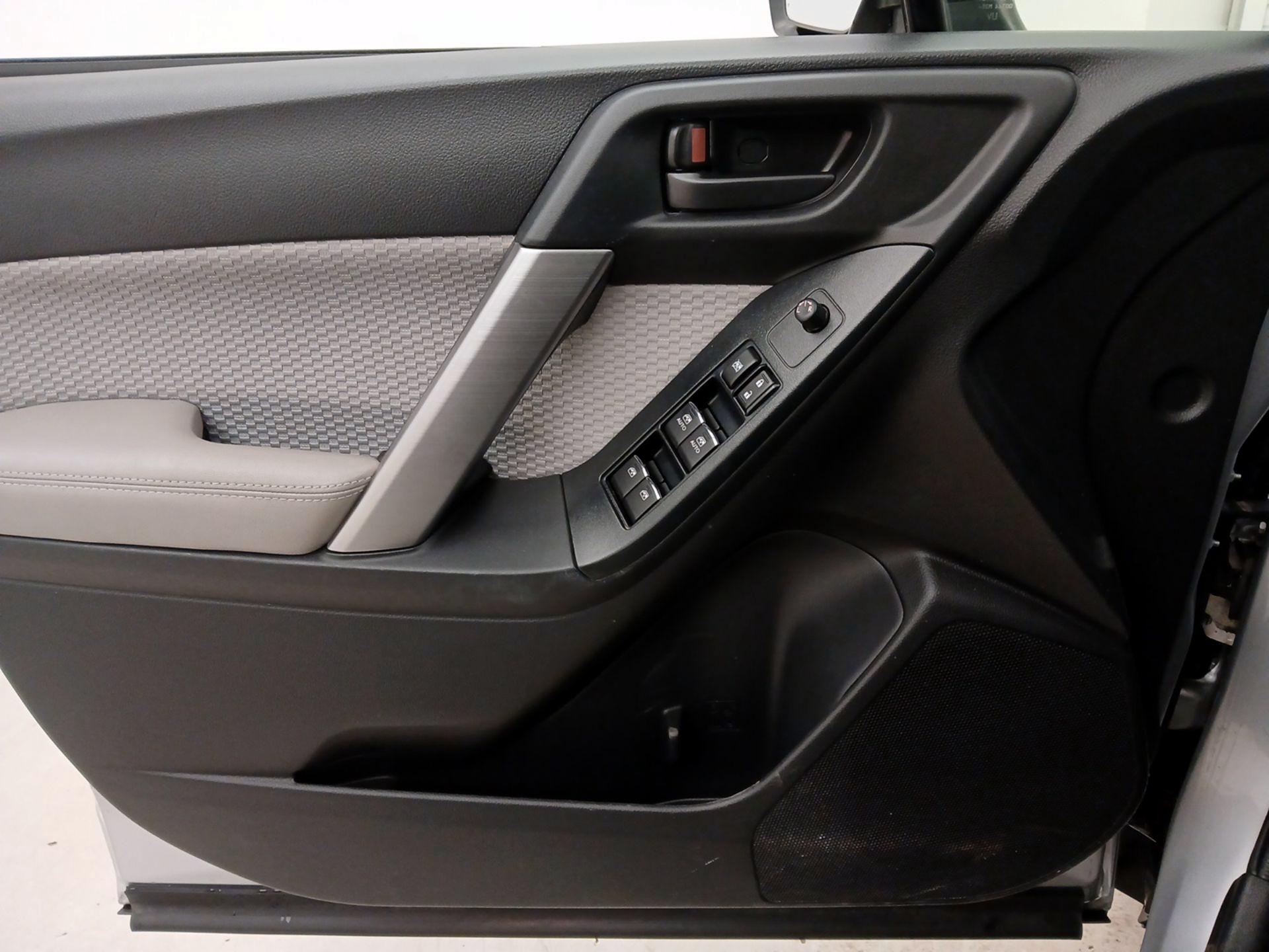 Thumbnail: 2018 Subaru Forester - 12