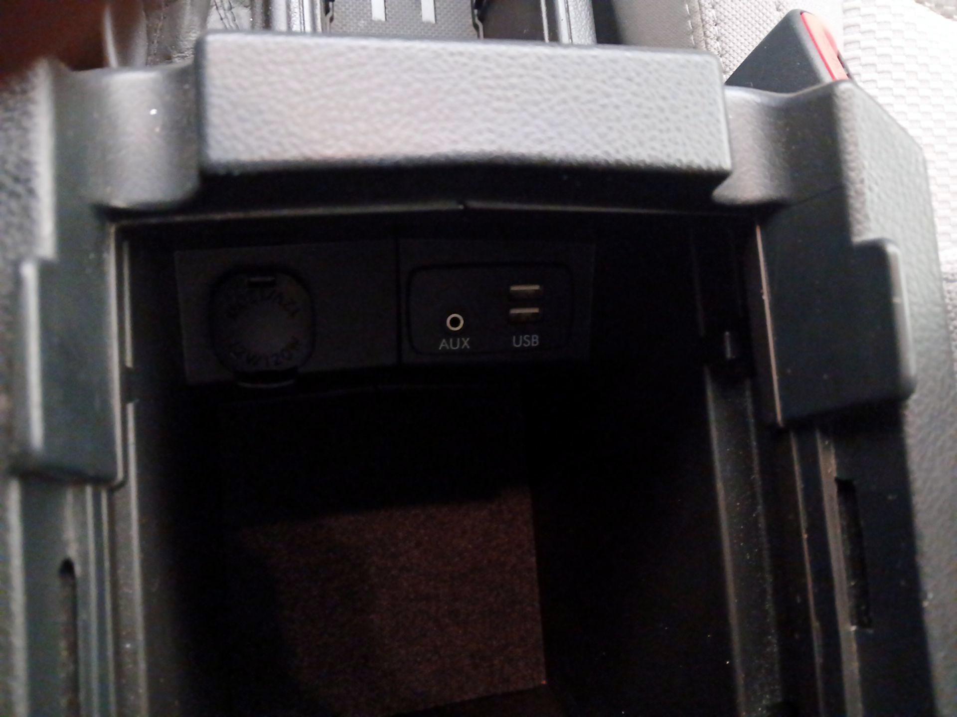 Thumbnail: 2018 Subaru Forester - 18