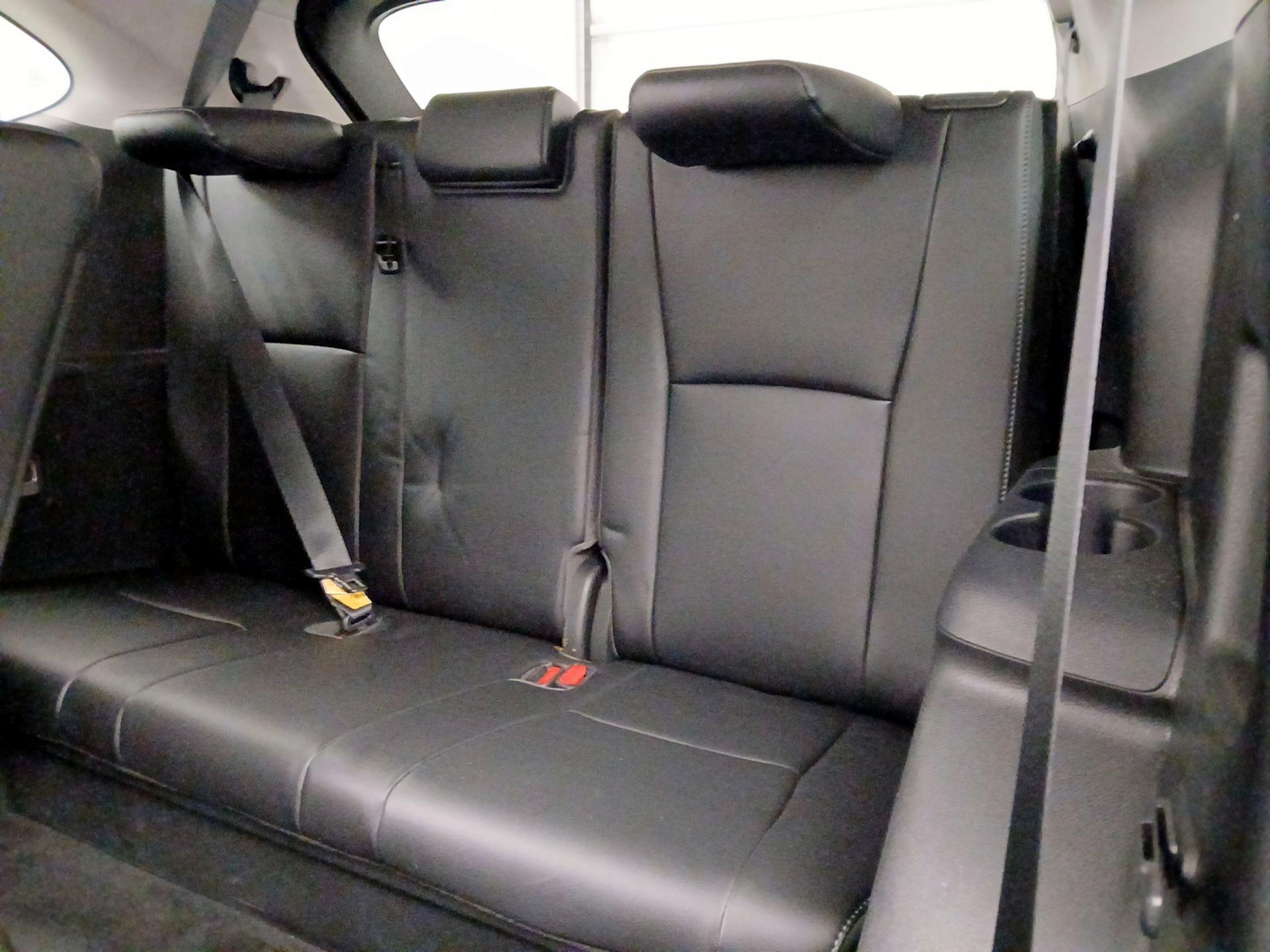 Thumbnail: 2021 Toyota Highlander - 20