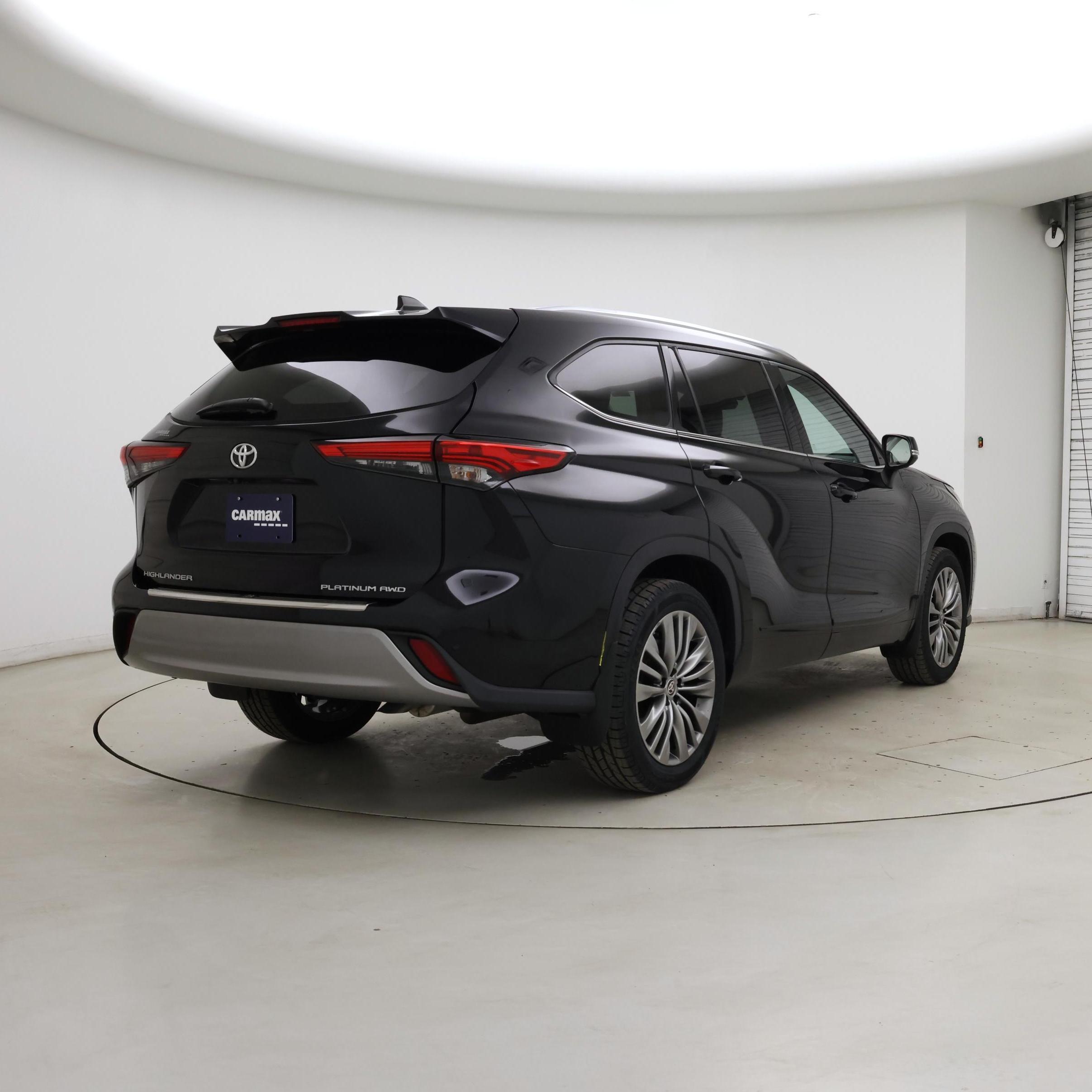 Thumbnail: 2021 Toyota Highlander - 8