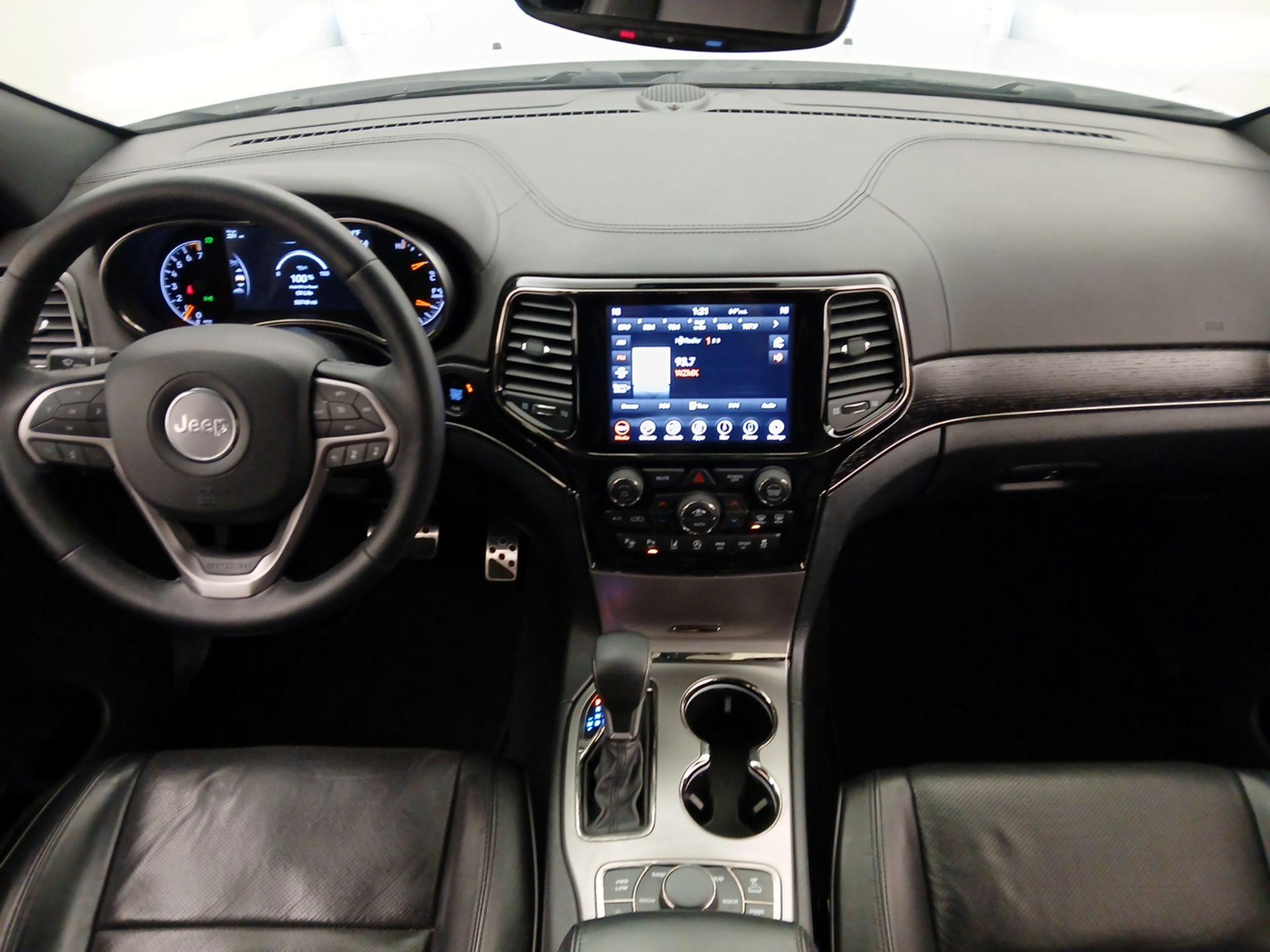 Thumbnail: 2020 Jeep Grand Cherokee - 9