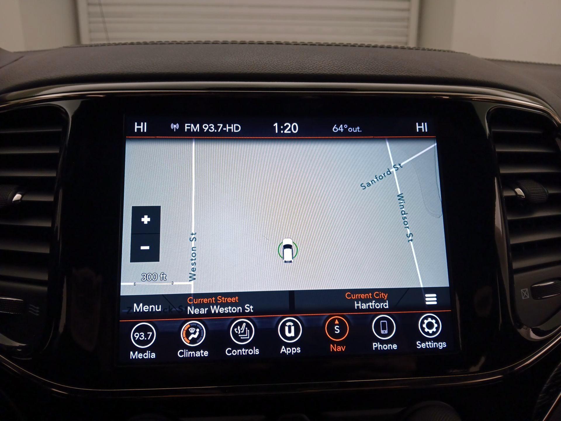 Thumbnail: 2020 Jeep Grand Cherokee - 14