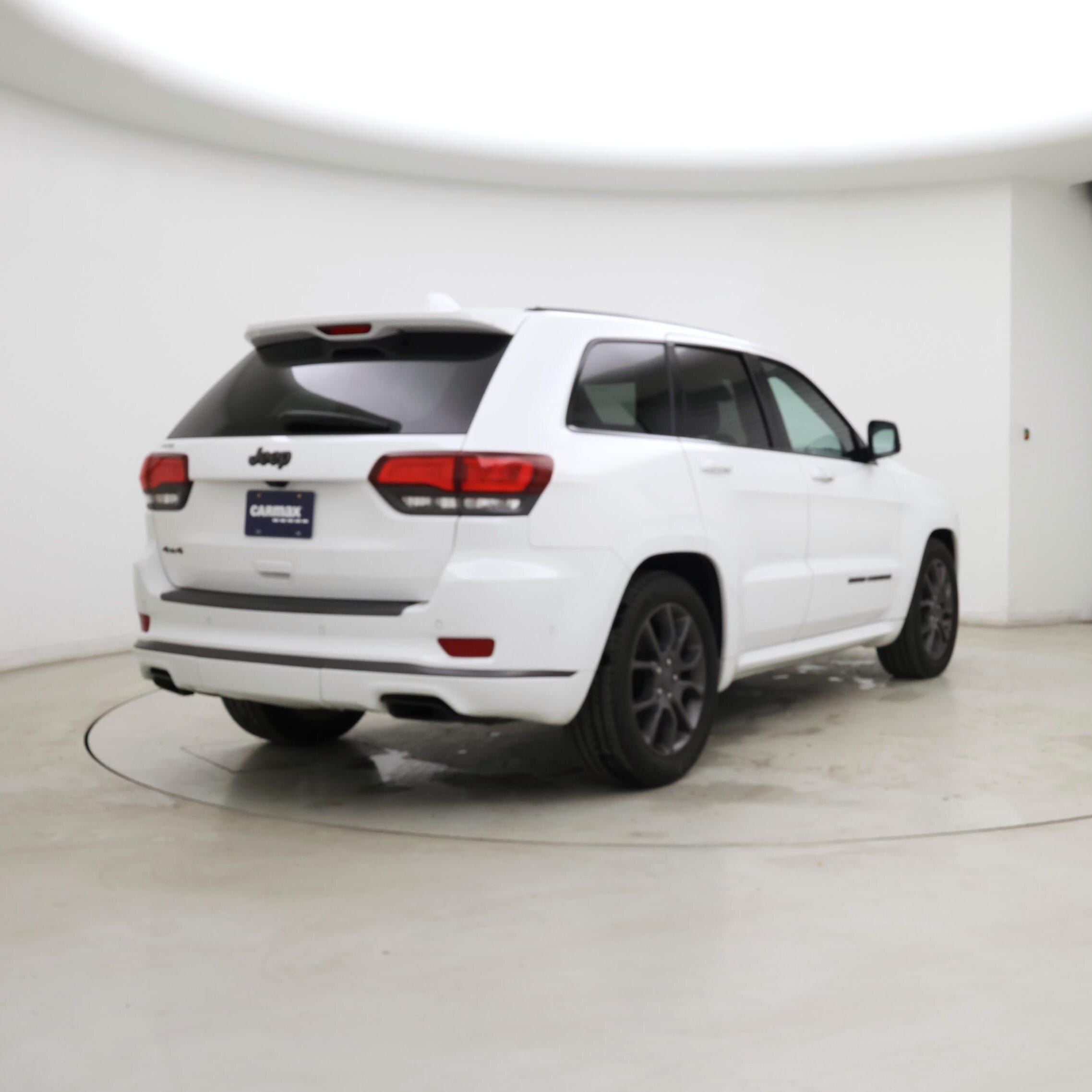 Thumbnail: 2020 Jeep Grand Cherokee - 8