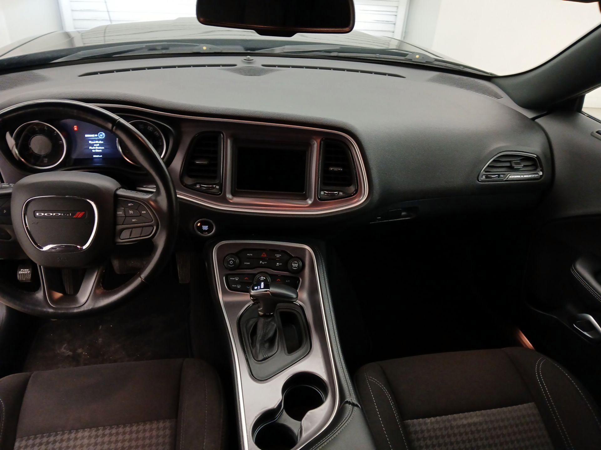 Thumbnail: 2021 Dodge Challenger - 9