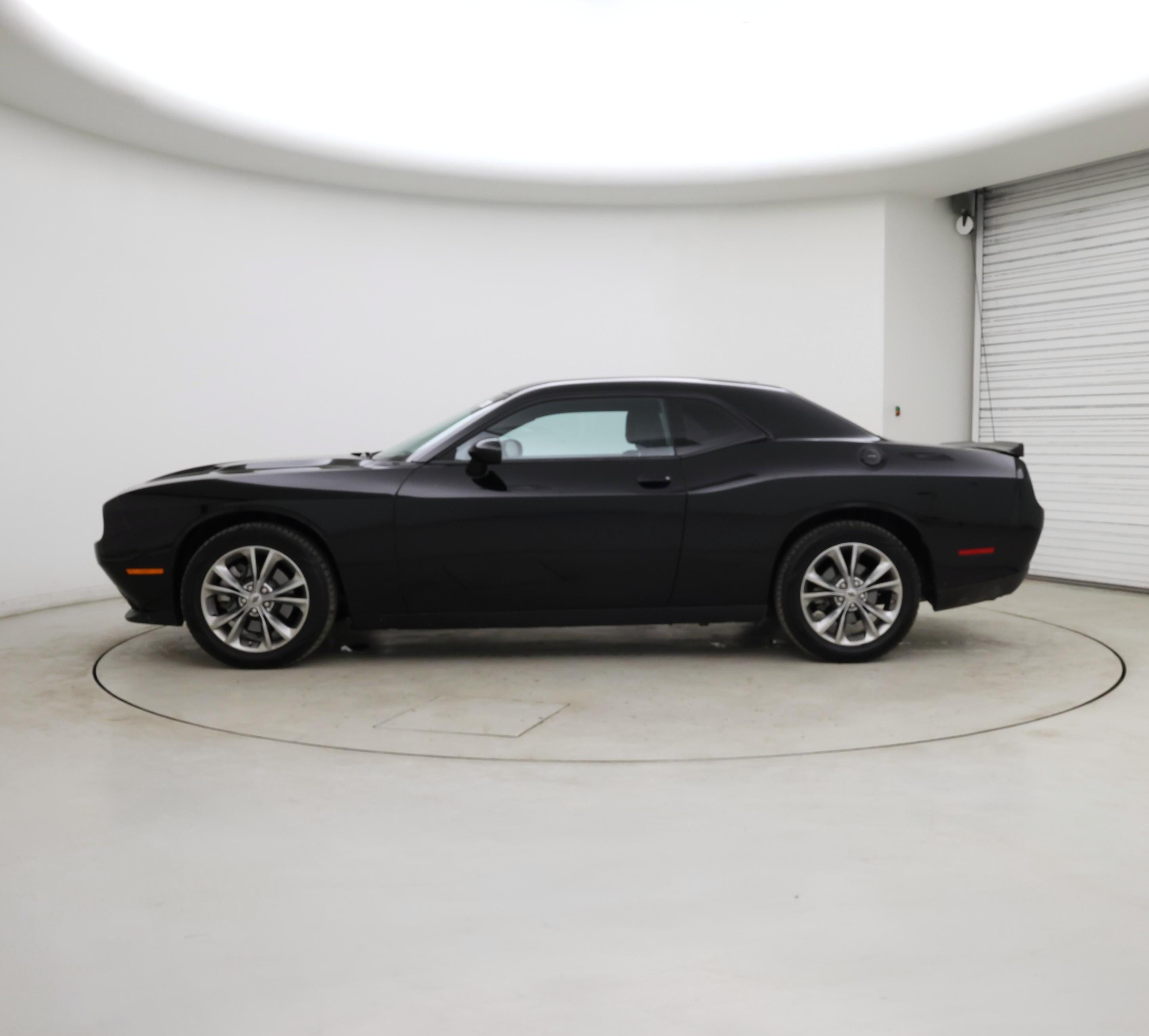 Thumbnail: 2021 Dodge Challenger - 3