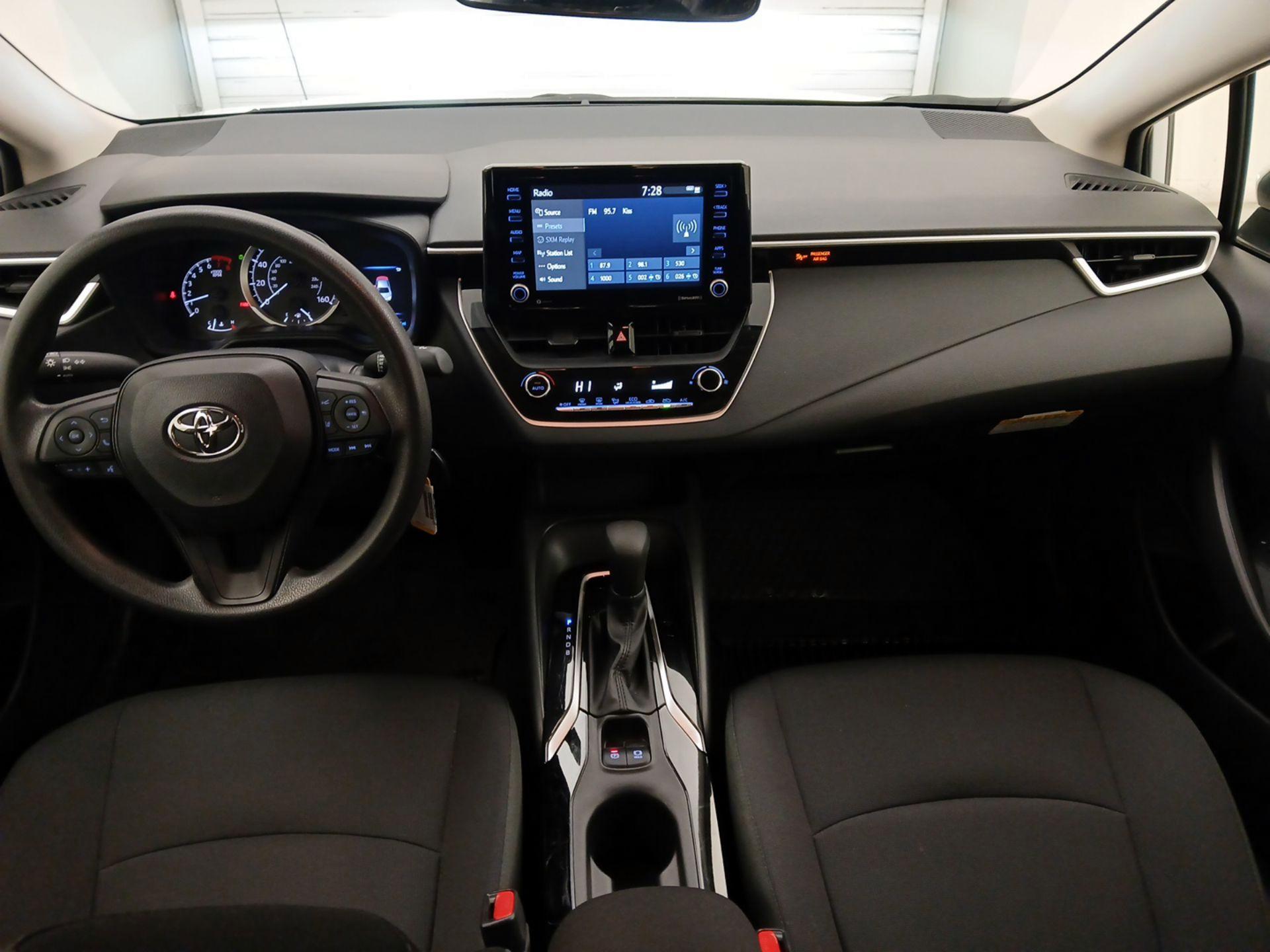 Thumbnail: 2022 Toyota Corolla - 9