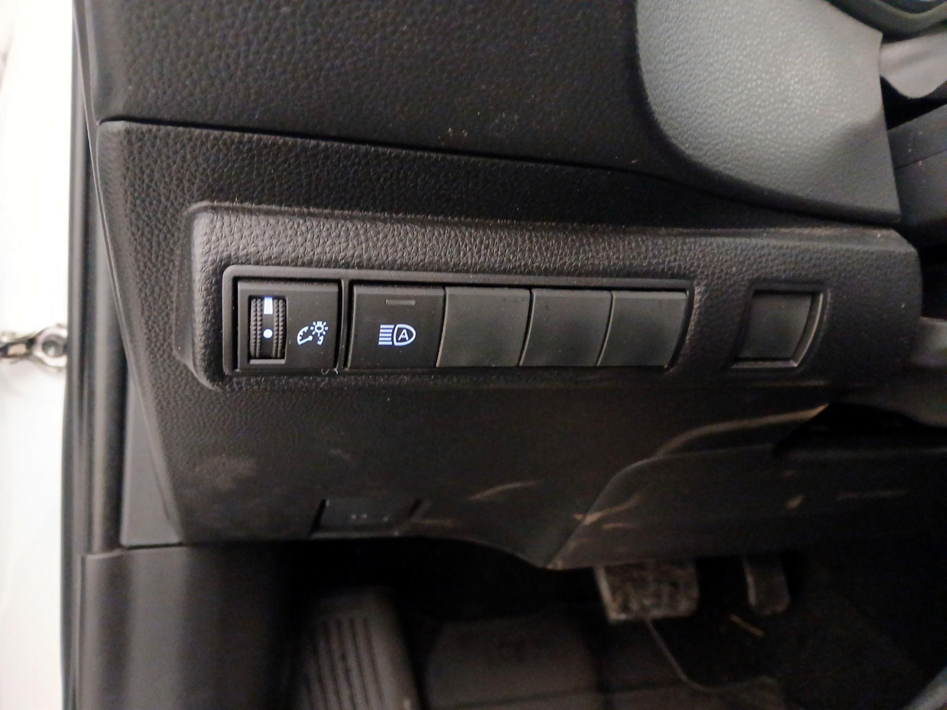 Thumbnail: 2022 Toyota Corolla - 13