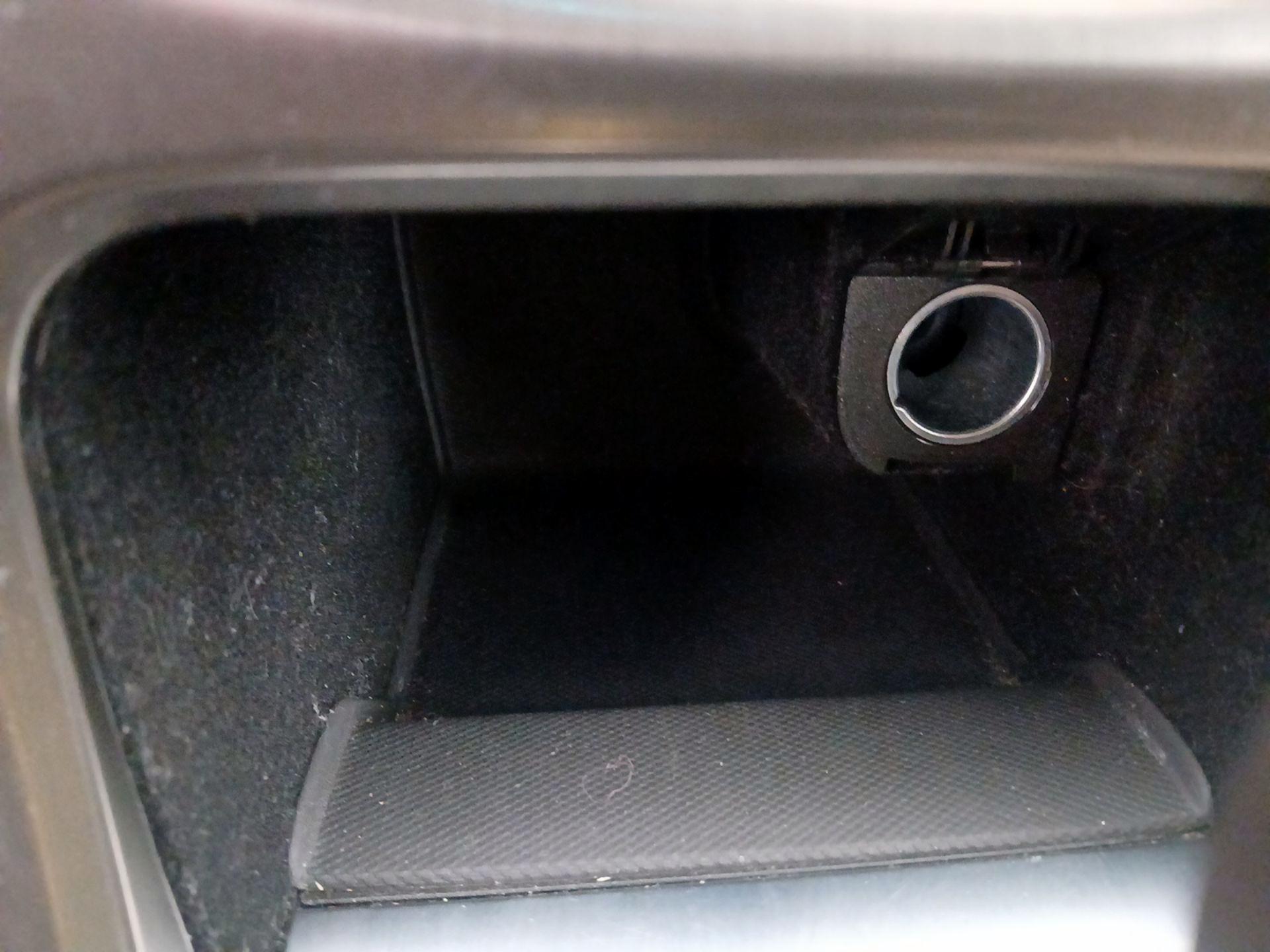 Thumbnail: 2016 Buick Verano - 18