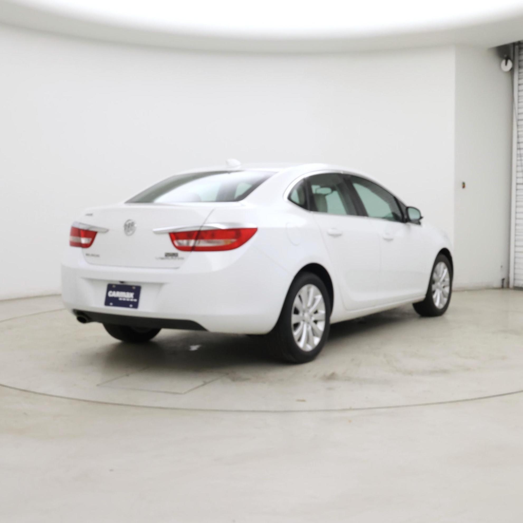 Thumbnail: 2016 Buick Verano - 8