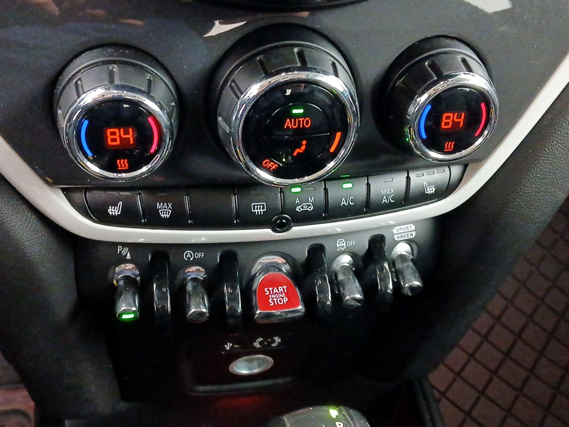 Thumbnail: 2018 MINI Cooper Countryman - 16