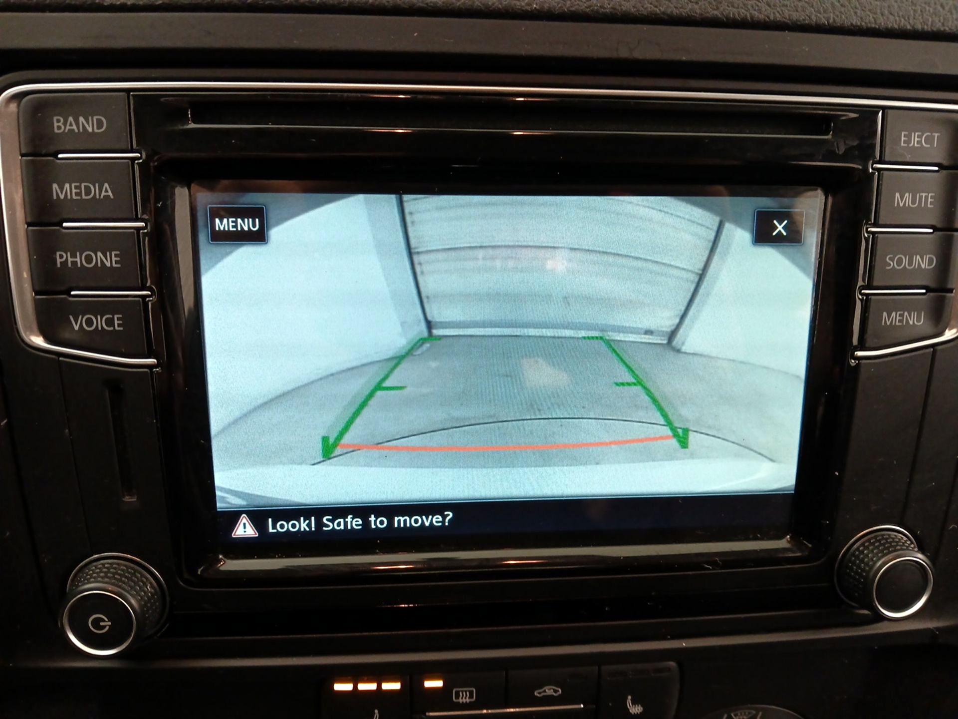 Thumbnail: 2017 Volkswagen Jetta - 14