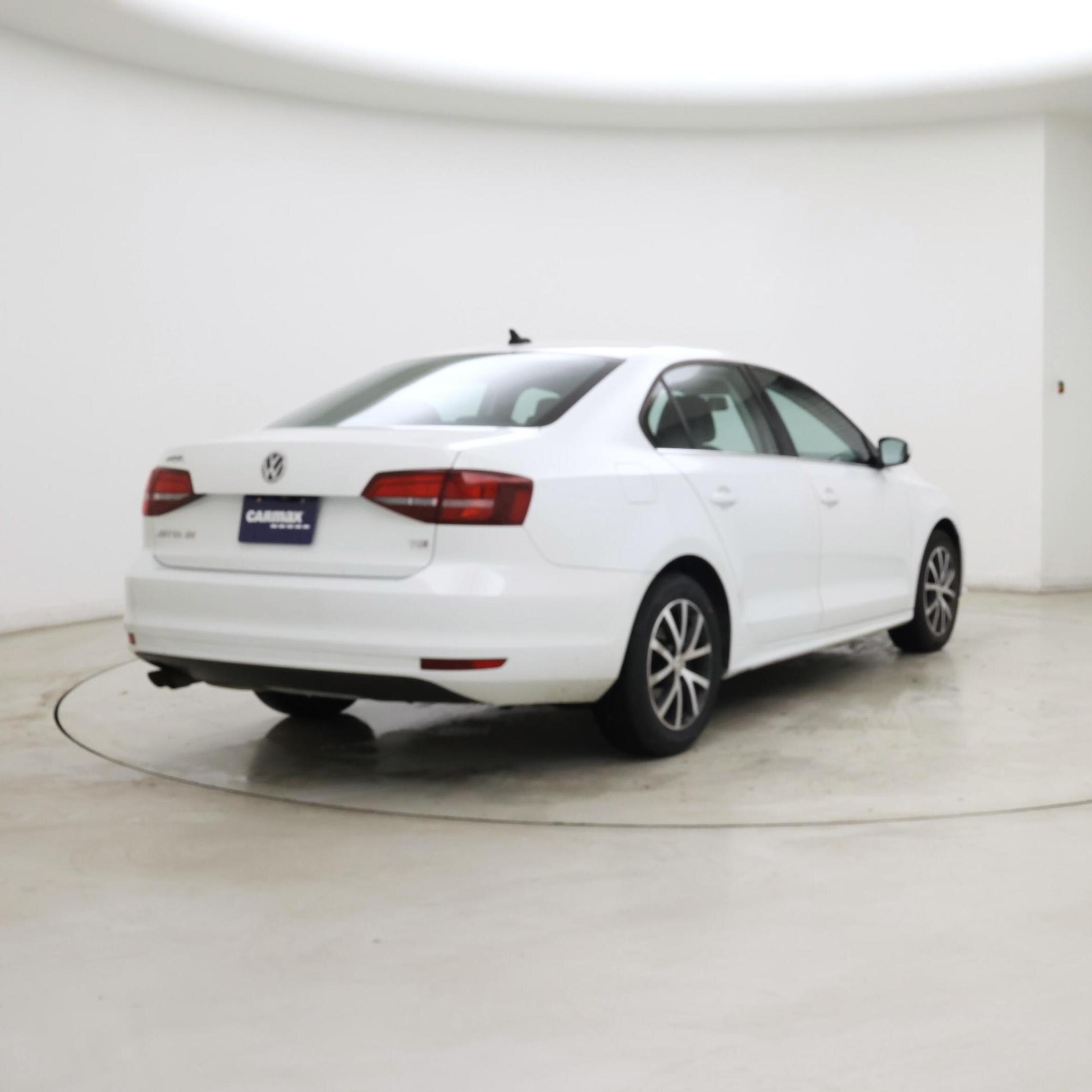 Thumbnail: 2017 Volkswagen Jetta - 8