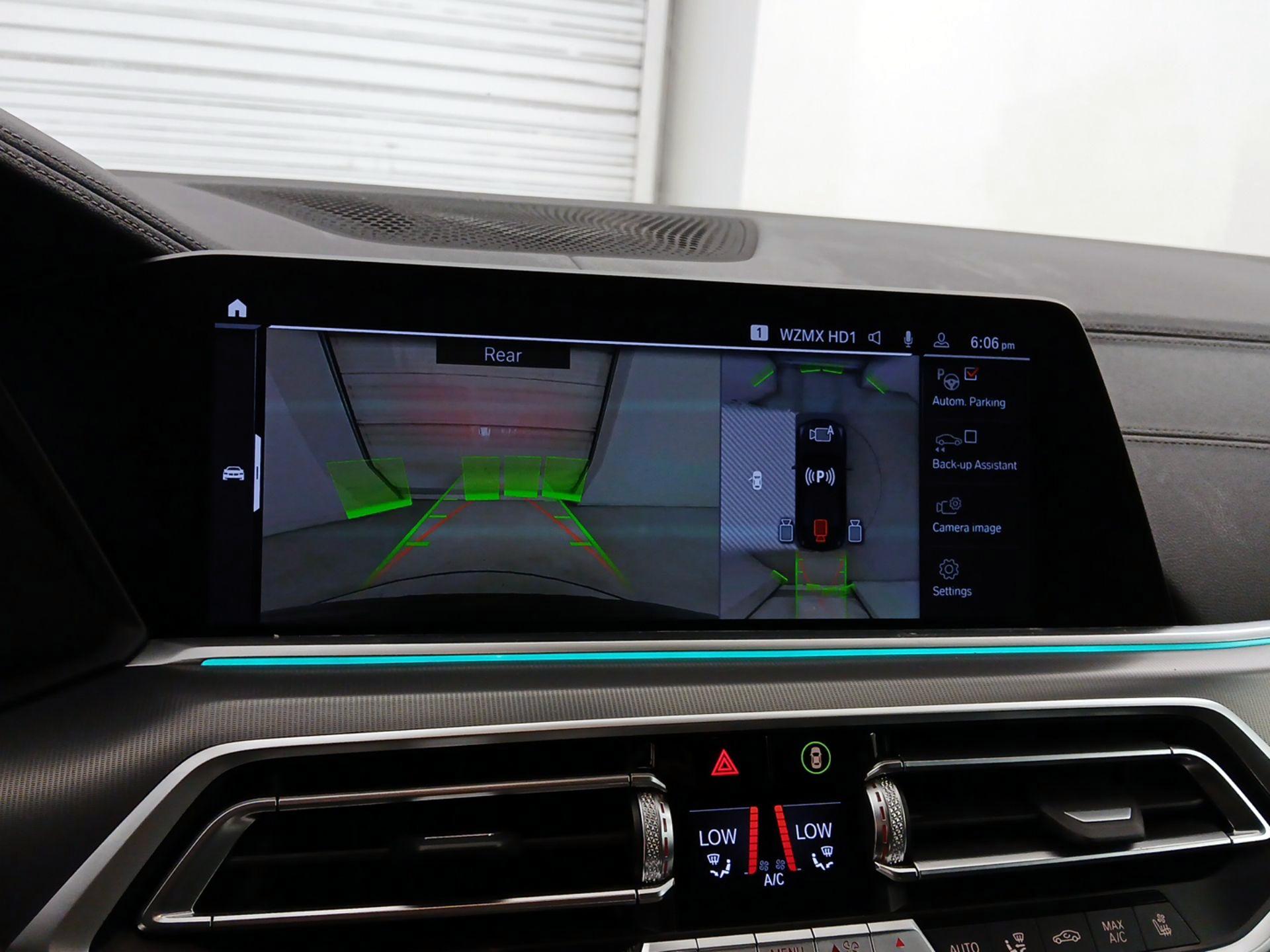 Thumbnail: 2022 BMW X6 - 15