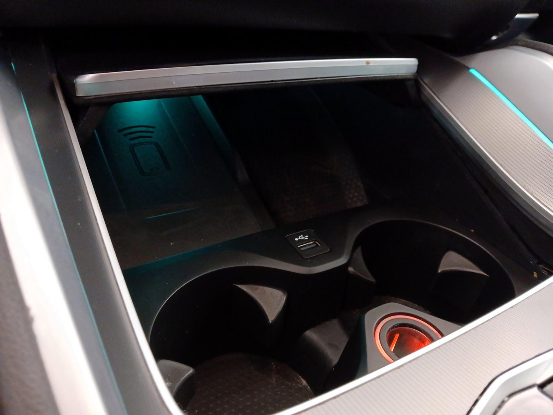 Thumbnail: 2022 BMW X6 - 19