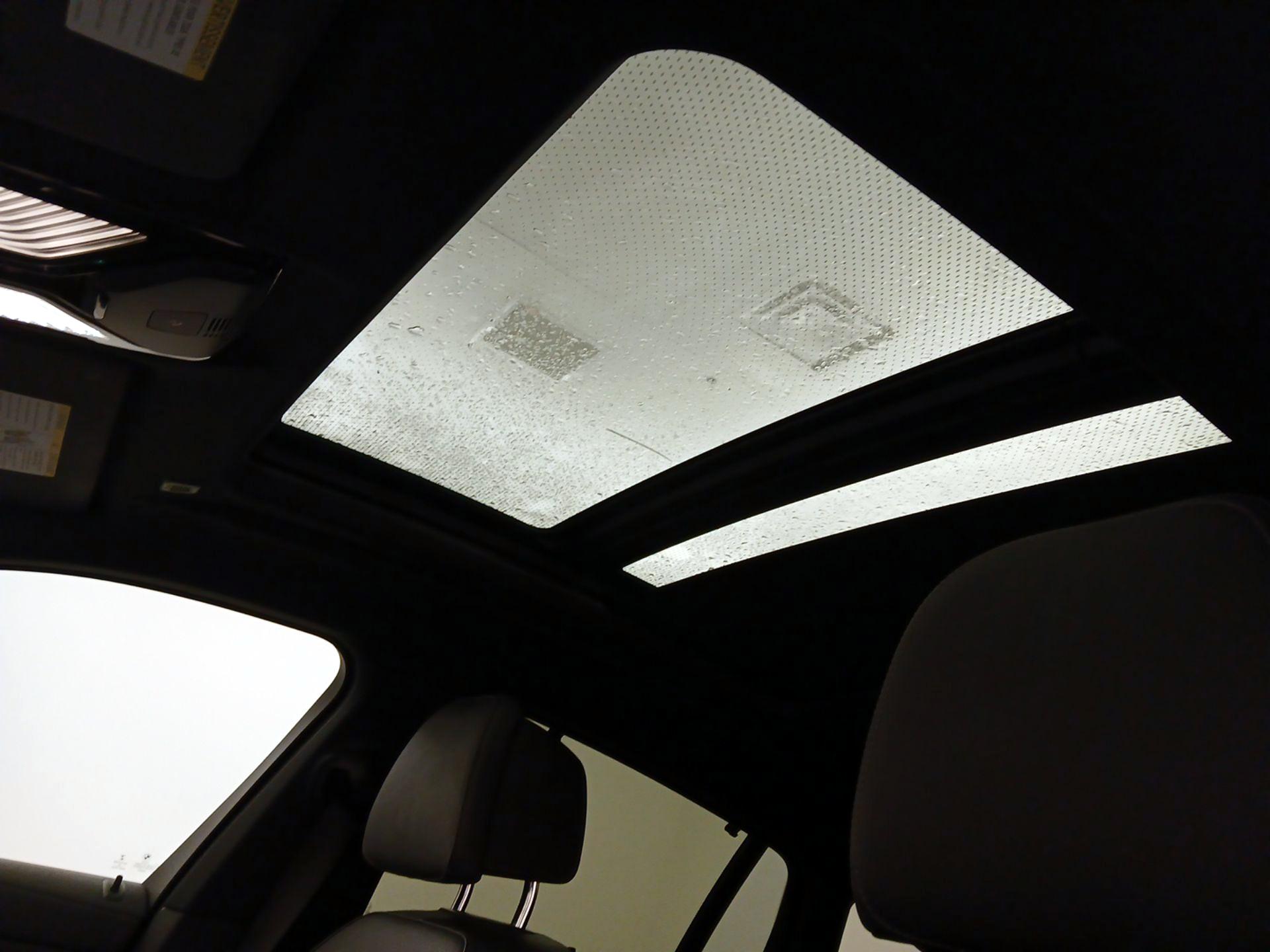 Thumbnail: 2022 BMW X6 - 20