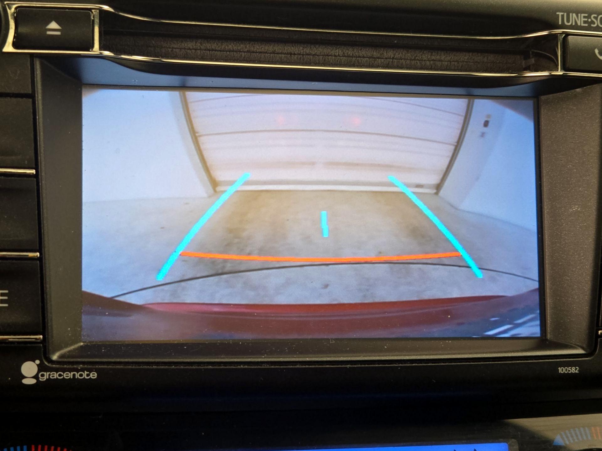 Thumbnail: 2018 Toyota RAV4 - 14