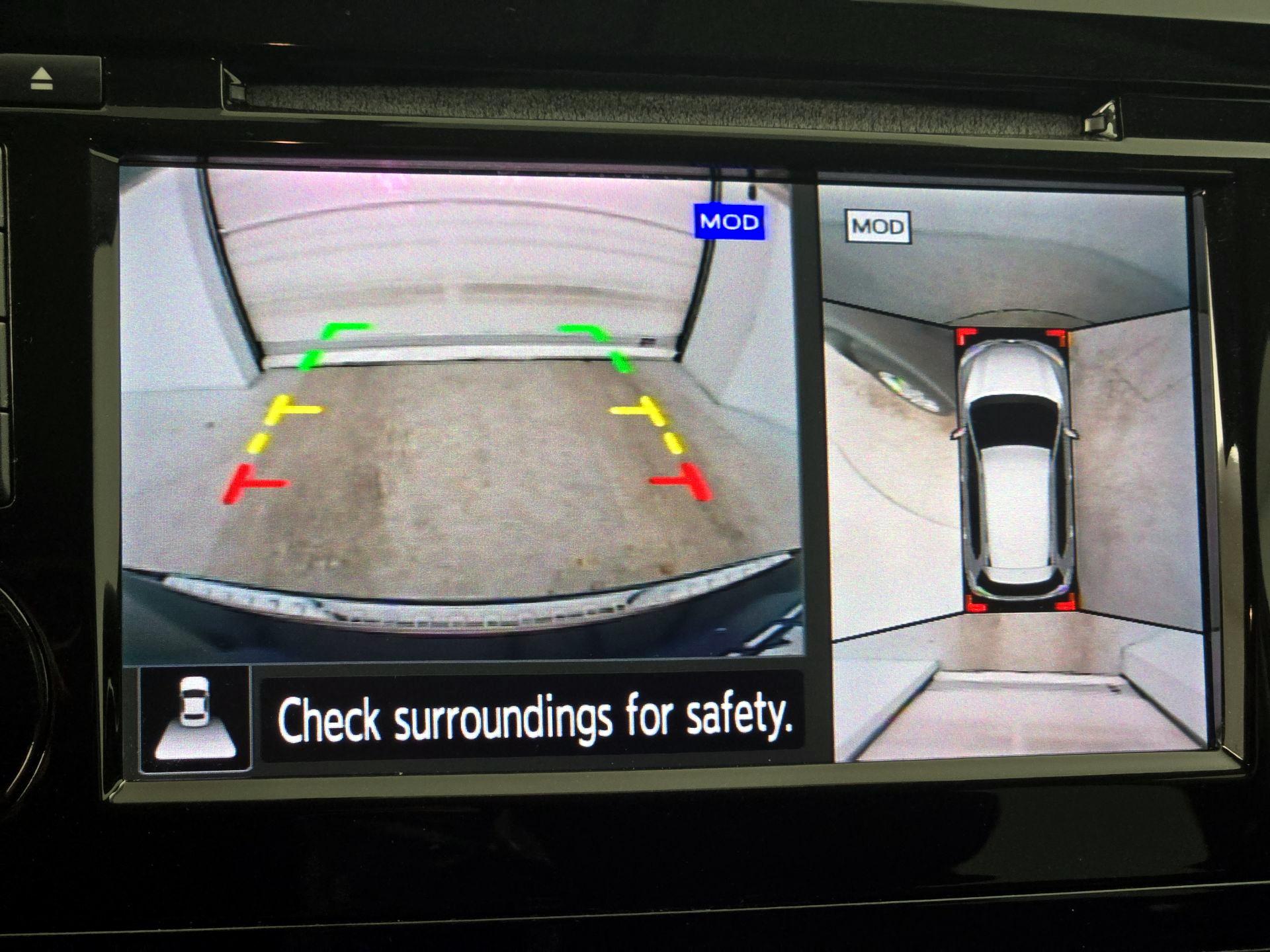 Thumbnail: 2018 Nissan Rogue - 15