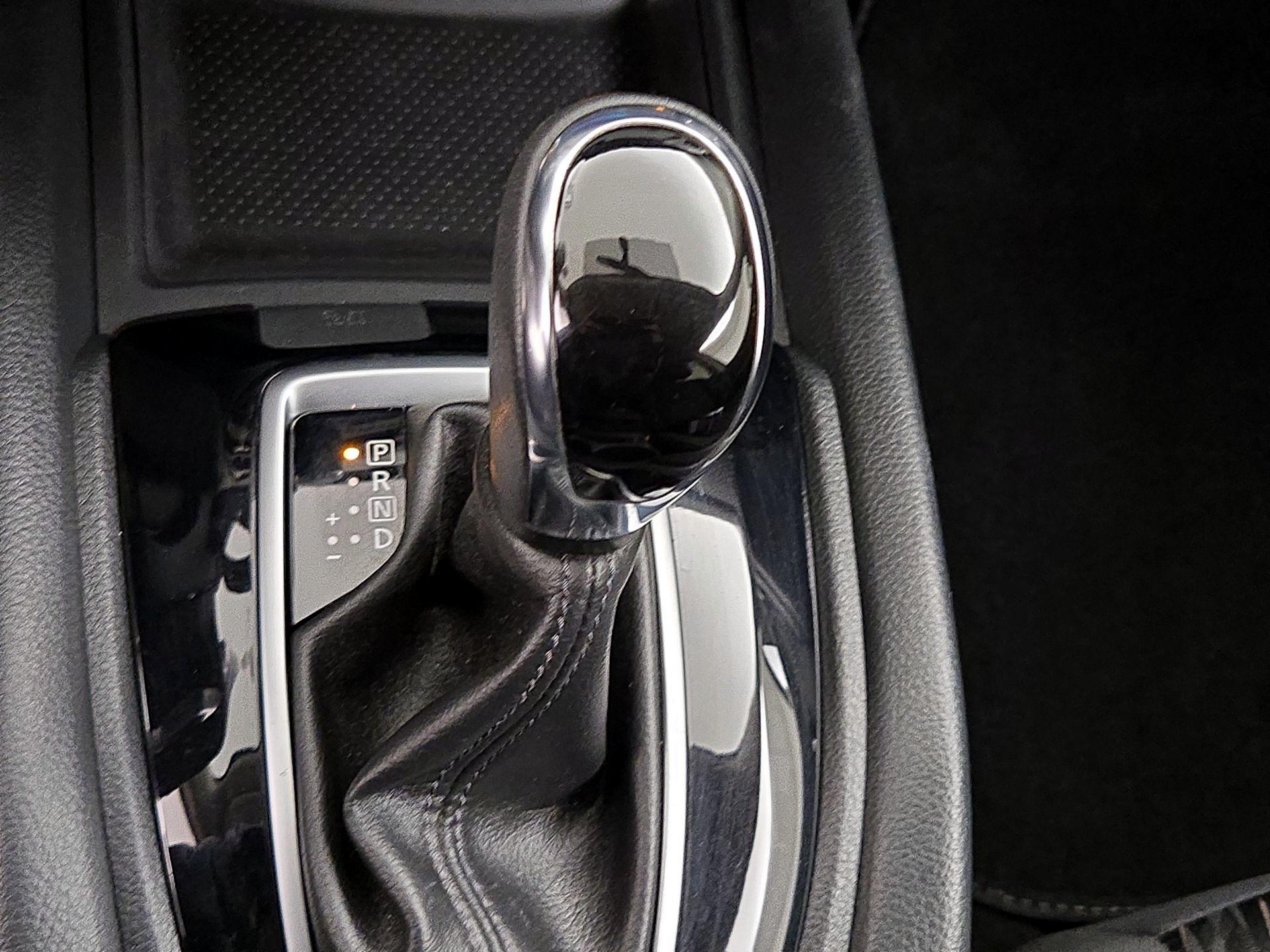 Thumbnail: 2018 Nissan Rogue - 18