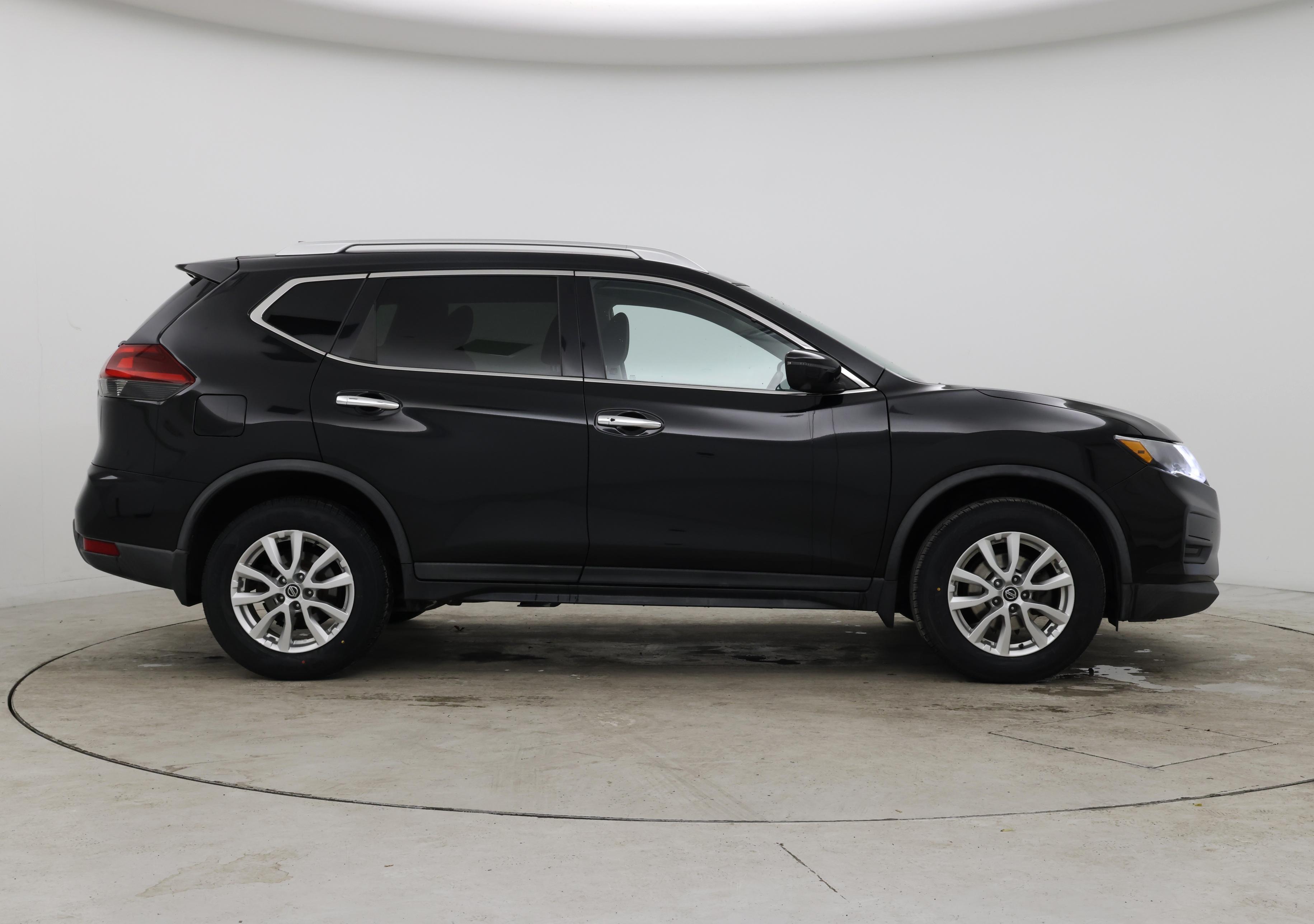 Thumbnail: 2018 Nissan Rogue - 7