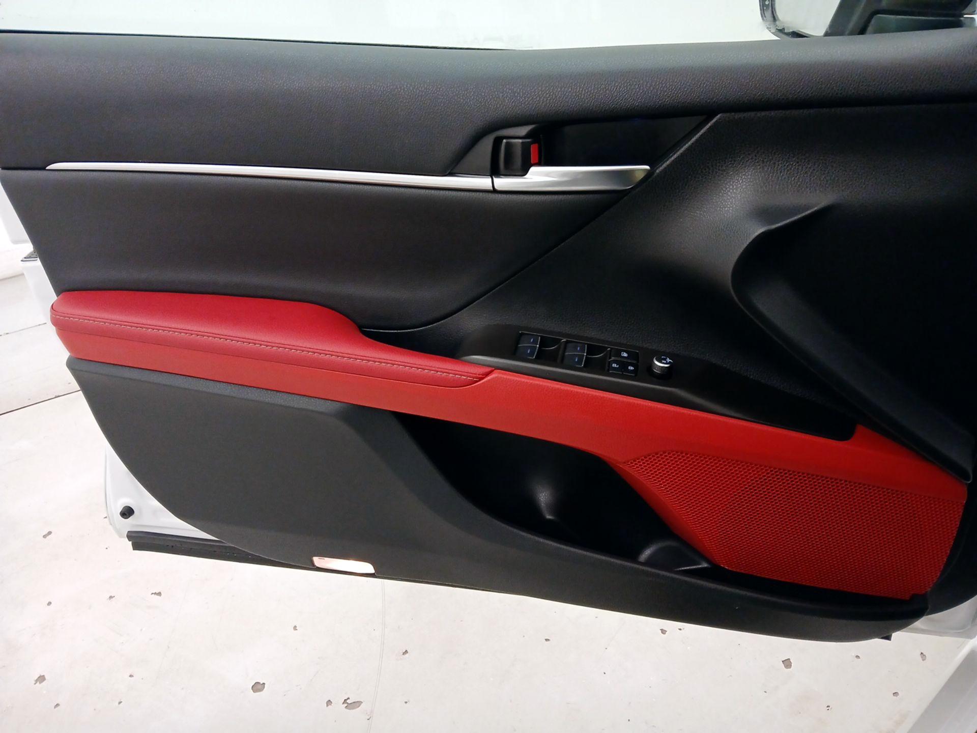 Thumbnail: 2023 Toyota Camry - 12