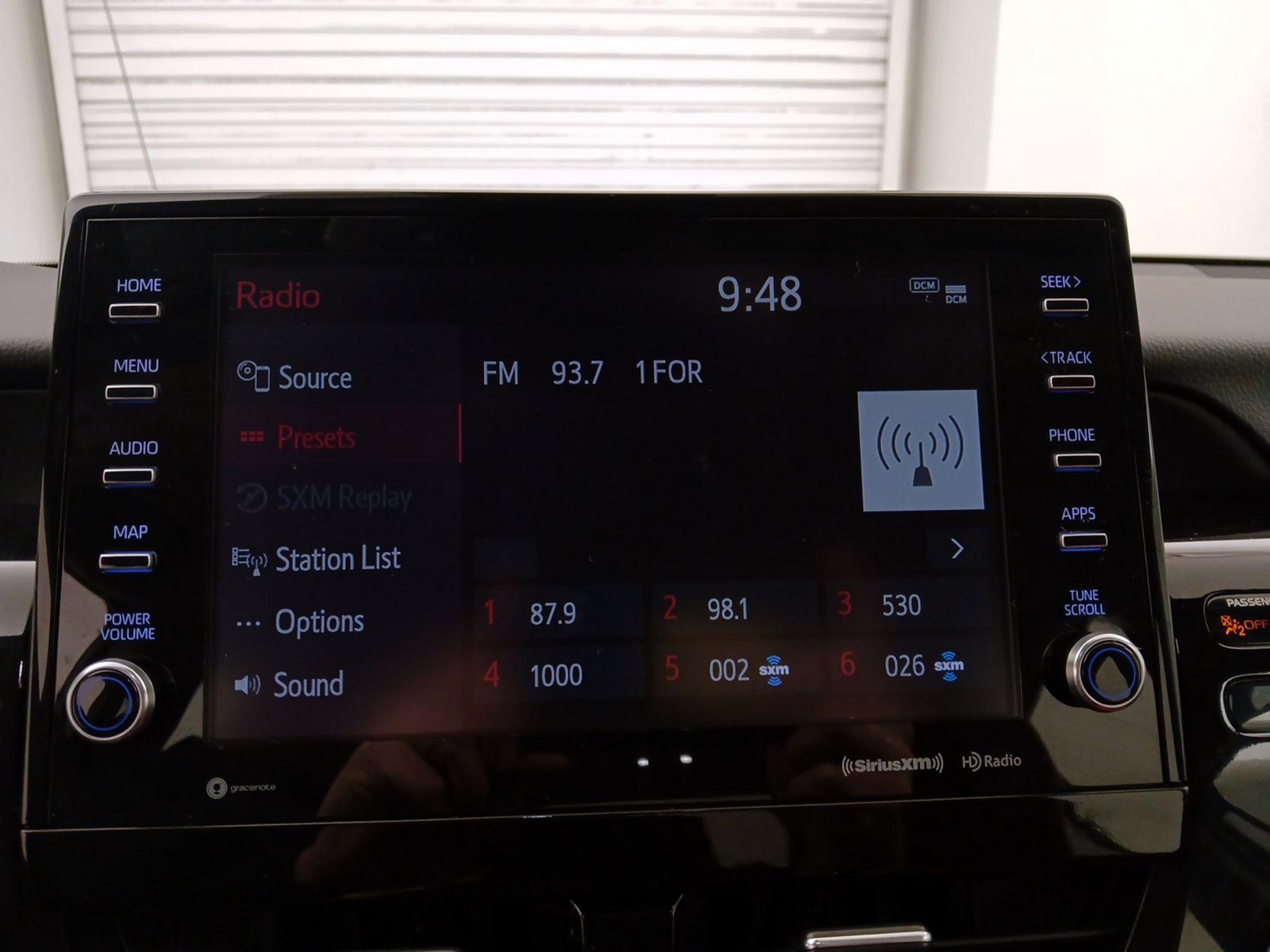 Thumbnail: 2023 Toyota Camry - 16