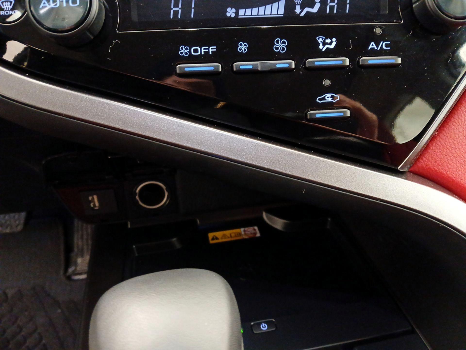 Thumbnail: 2023 Toyota Camry - 19