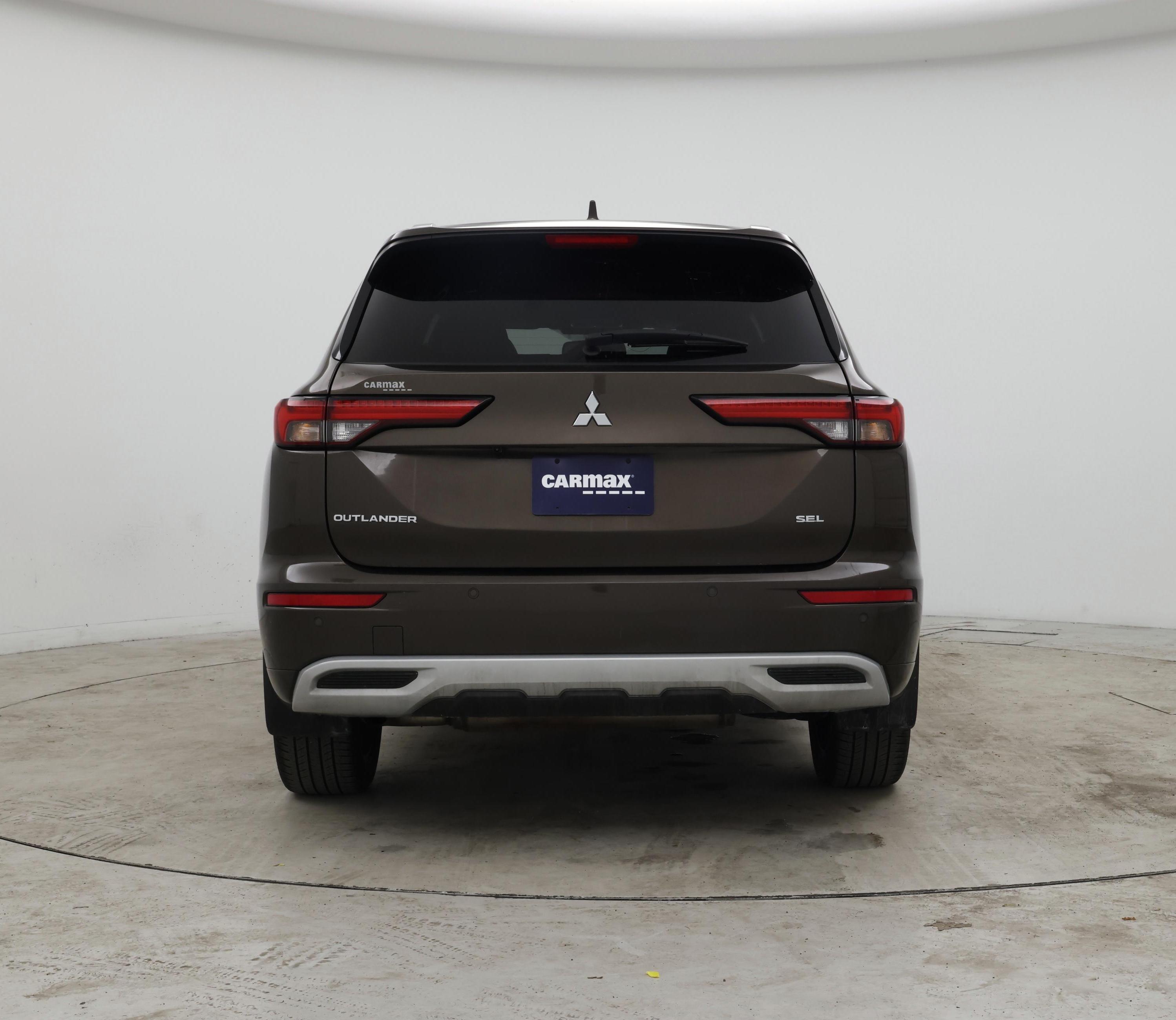 Thumbnail: 2022 Mitsubishi Outlander - 6