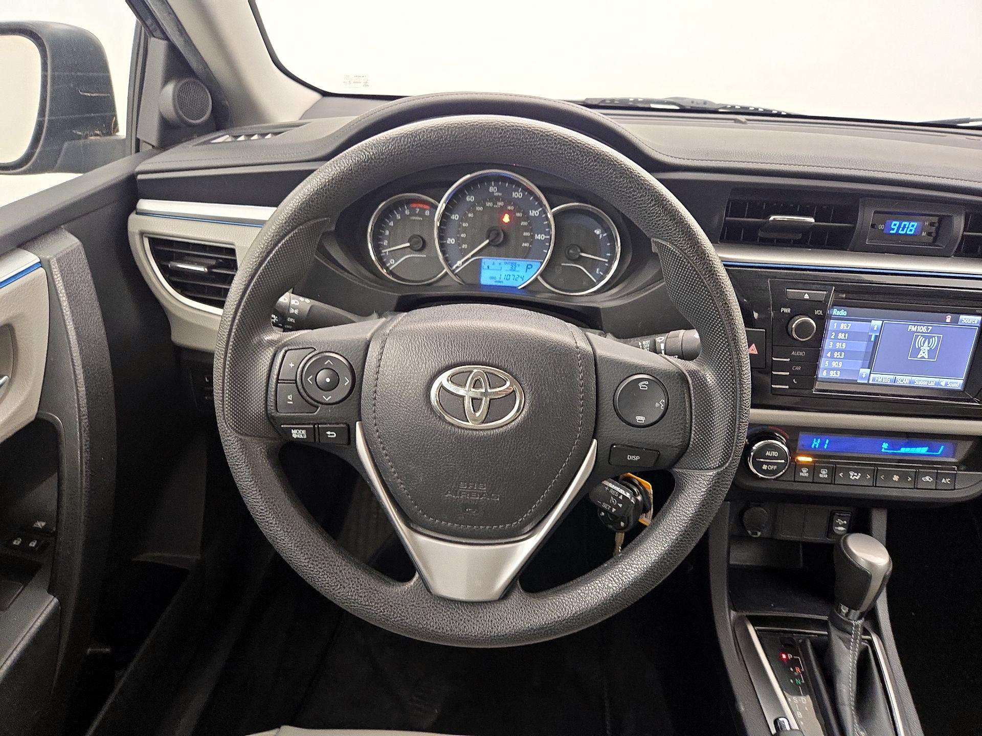 Thumbnail: 2015 Toyota Corolla - 10