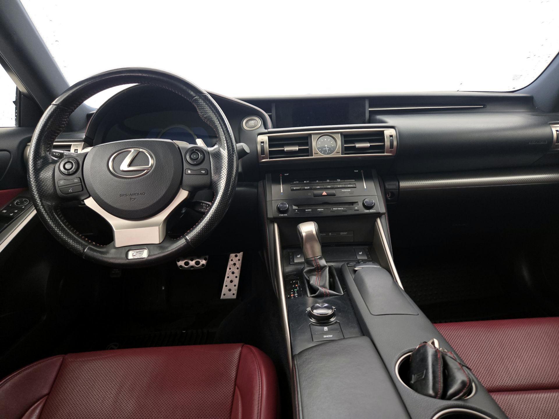 Thumbnail: 2014 Lexus IS - 9