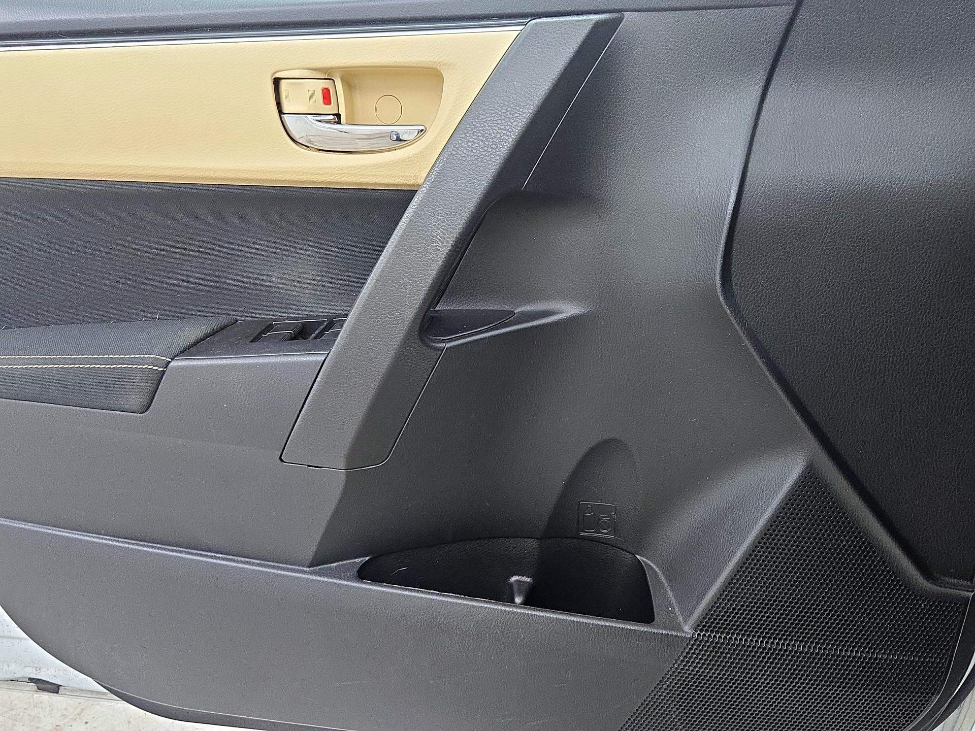 Thumbnail: 2017 Toyota Corolla - 12