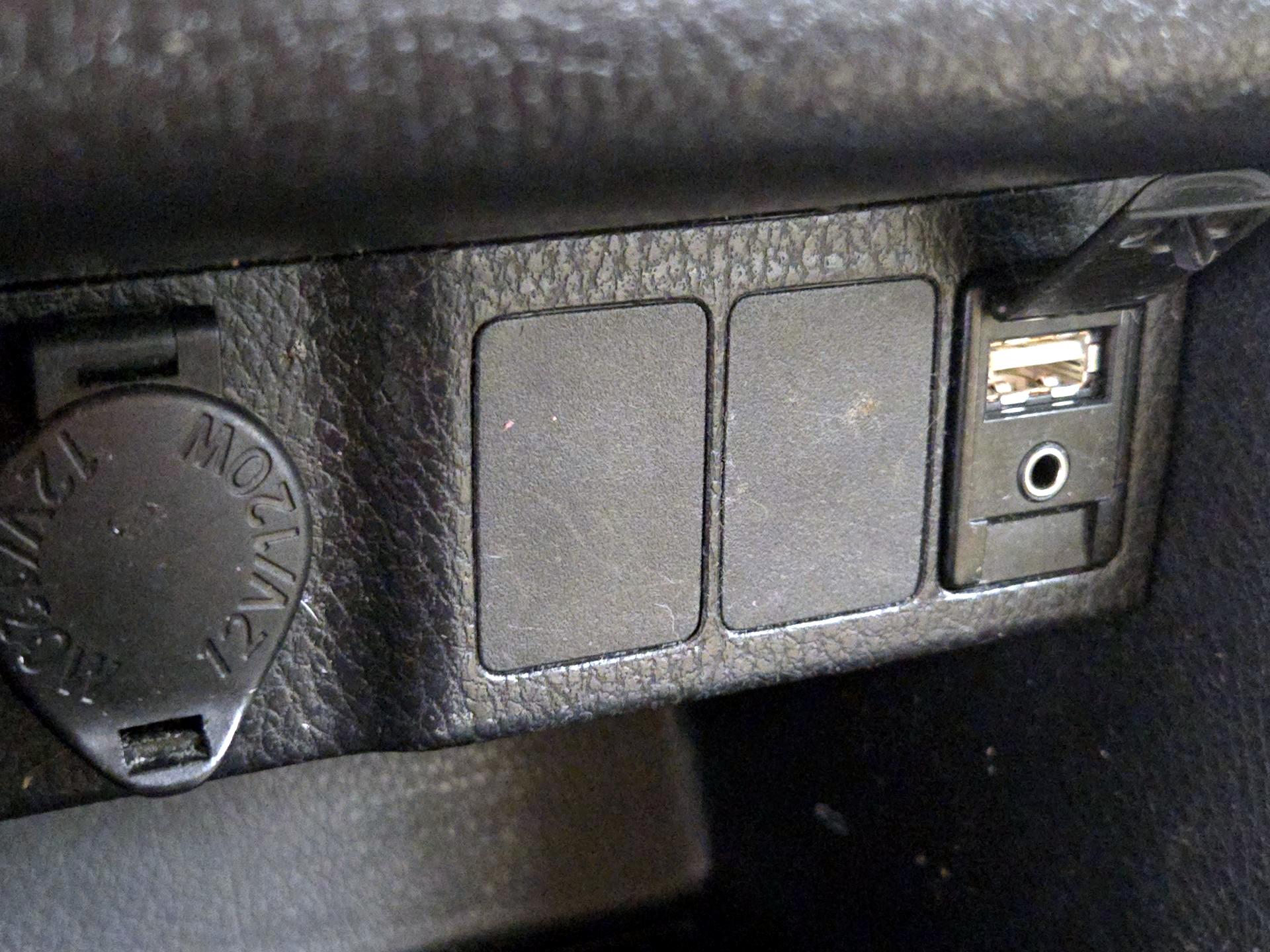 Thumbnail: 2017 Toyota Corolla - 18