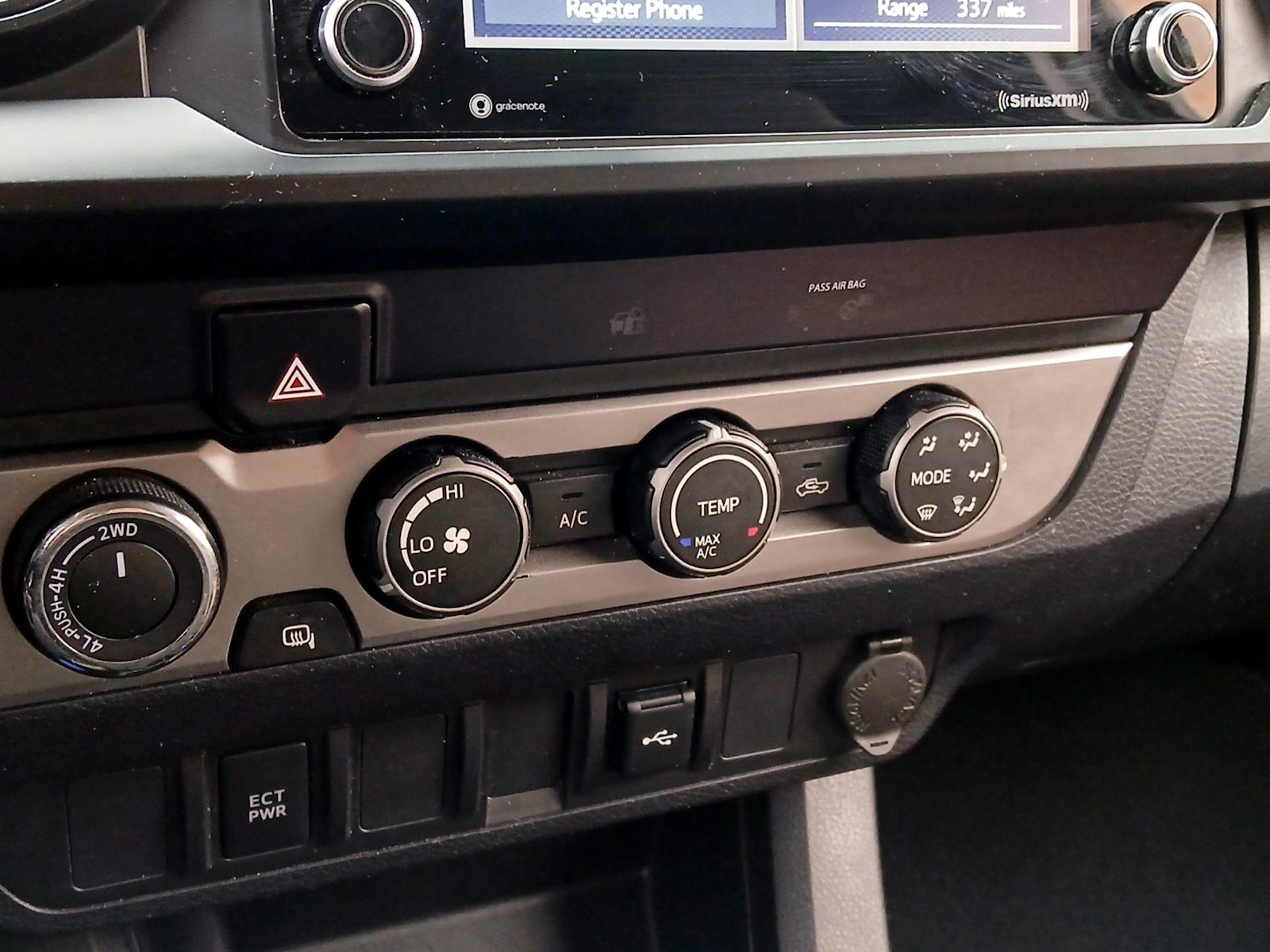 2022 Toyota Tacoma SR - Photo 17