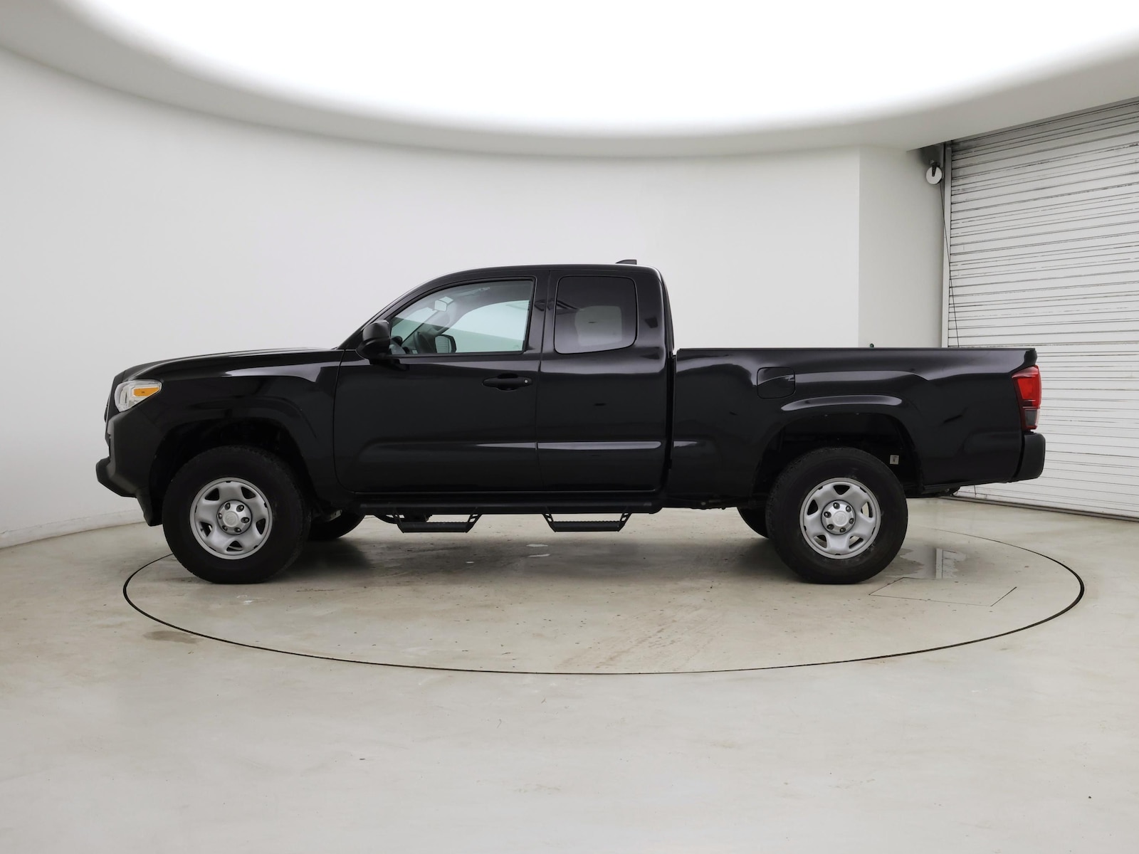 2022 Toyota Tacoma SR - Photo 4