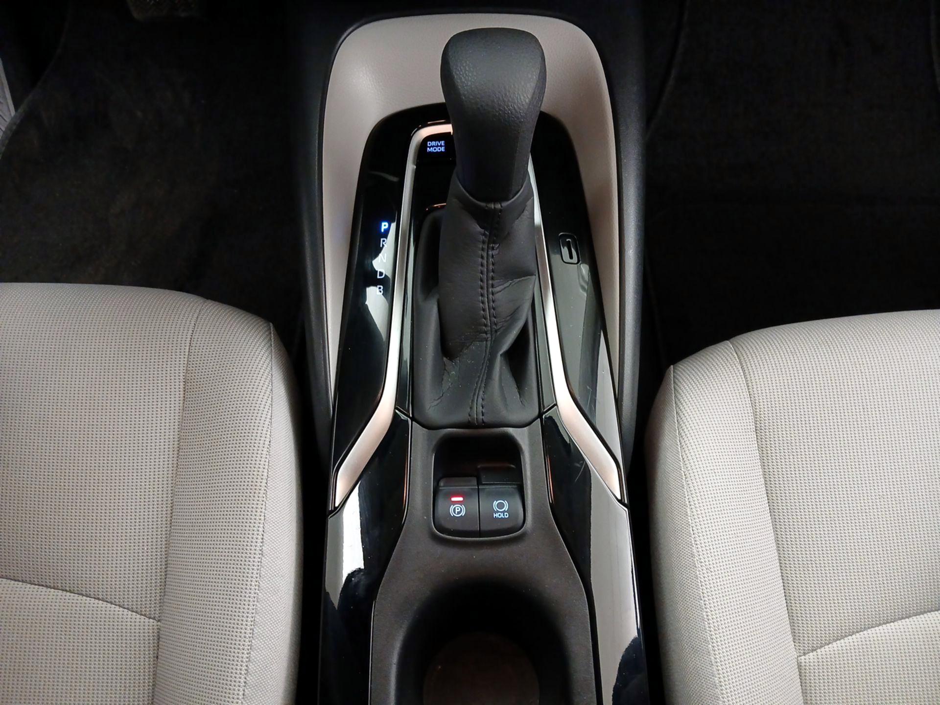 Thumbnail: 2021 Toyota Corolla - 18