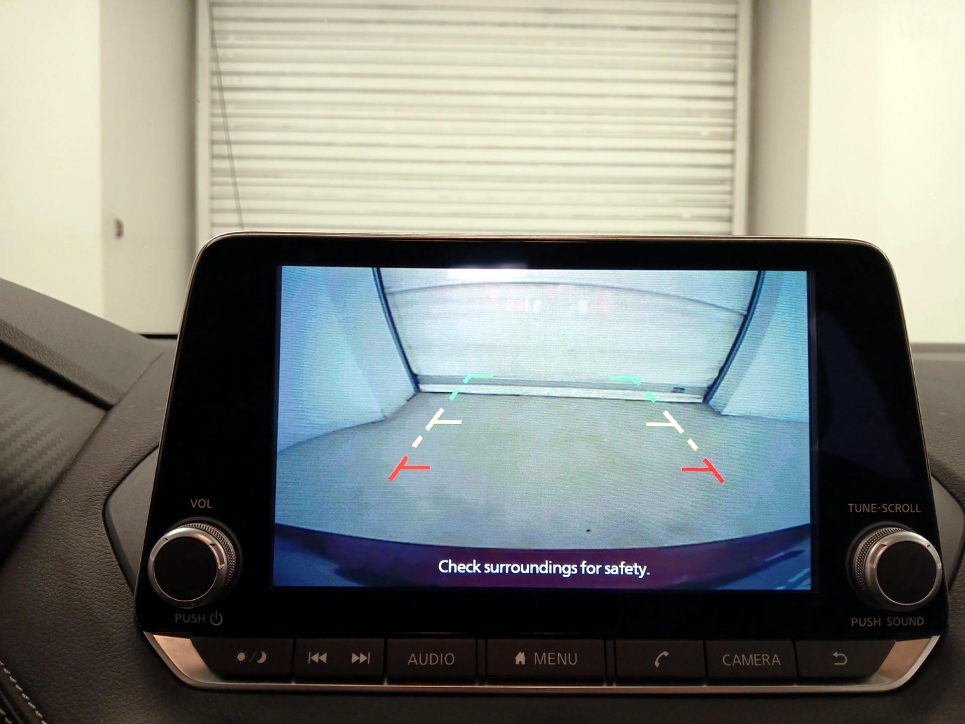 Thumbnail: 2023 Nissan Sentra - 14