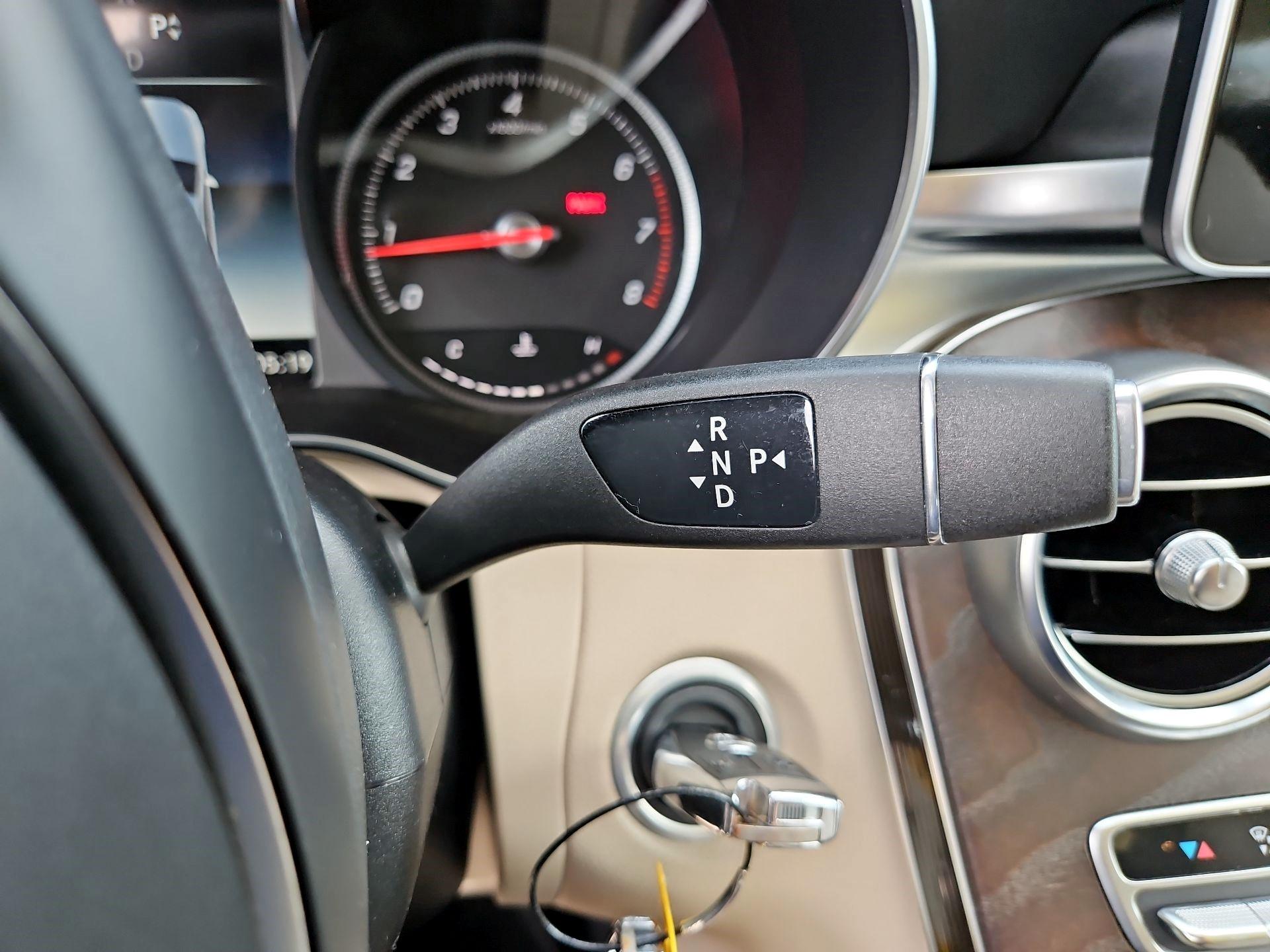 Thumbnail: 2019 Mercedes-Benz GLC - 15