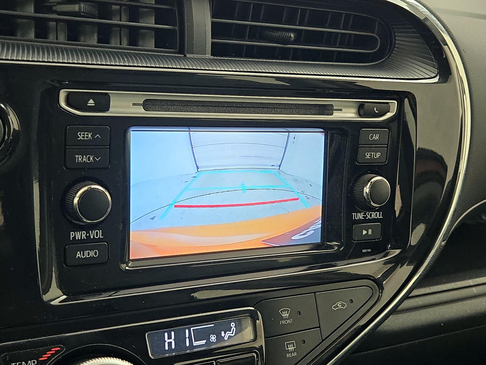 Thumbnail: 2018 Toyota Prius c - 14