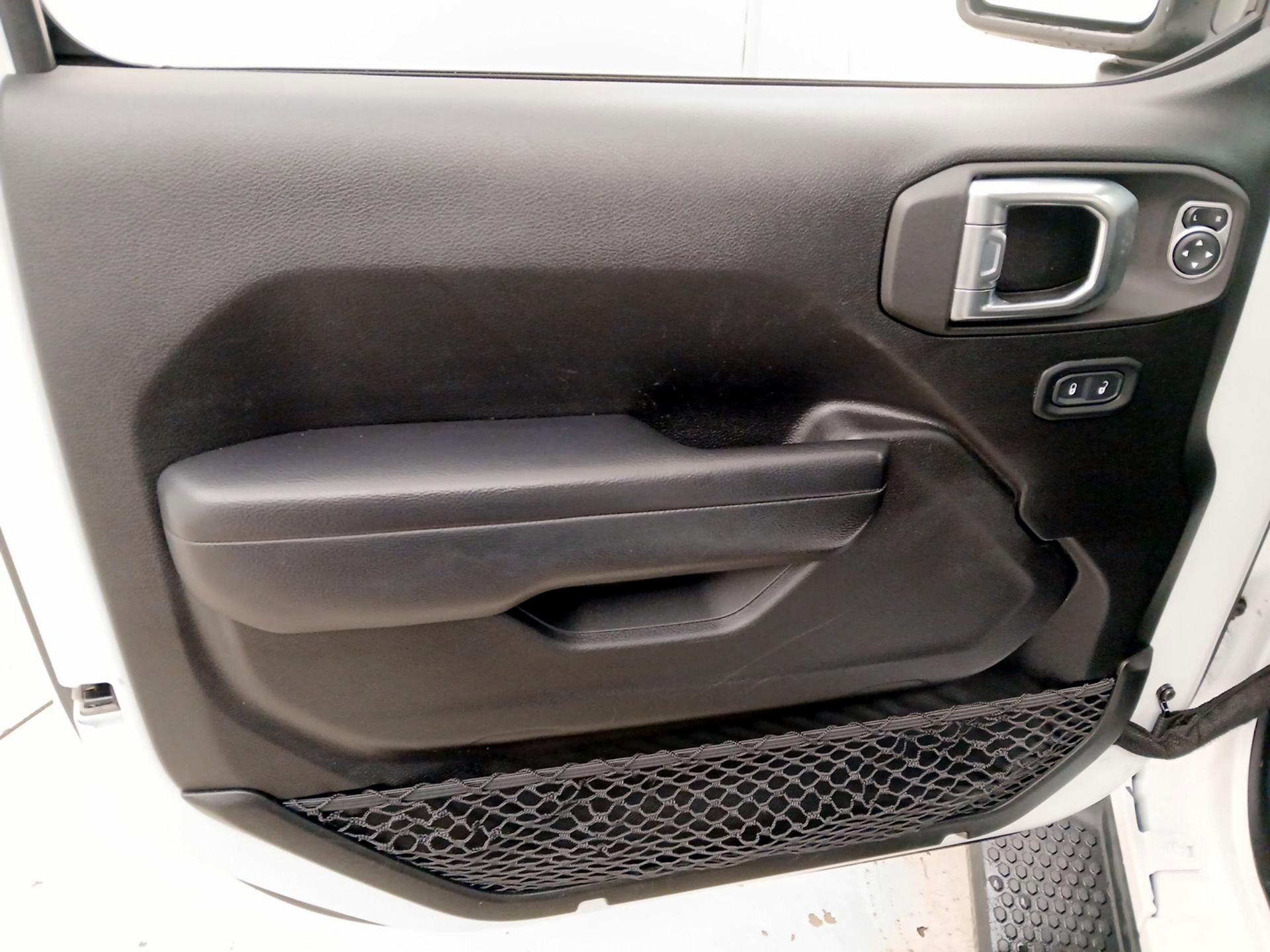 Thumbnail: 2021 Jeep Wrangler - 12