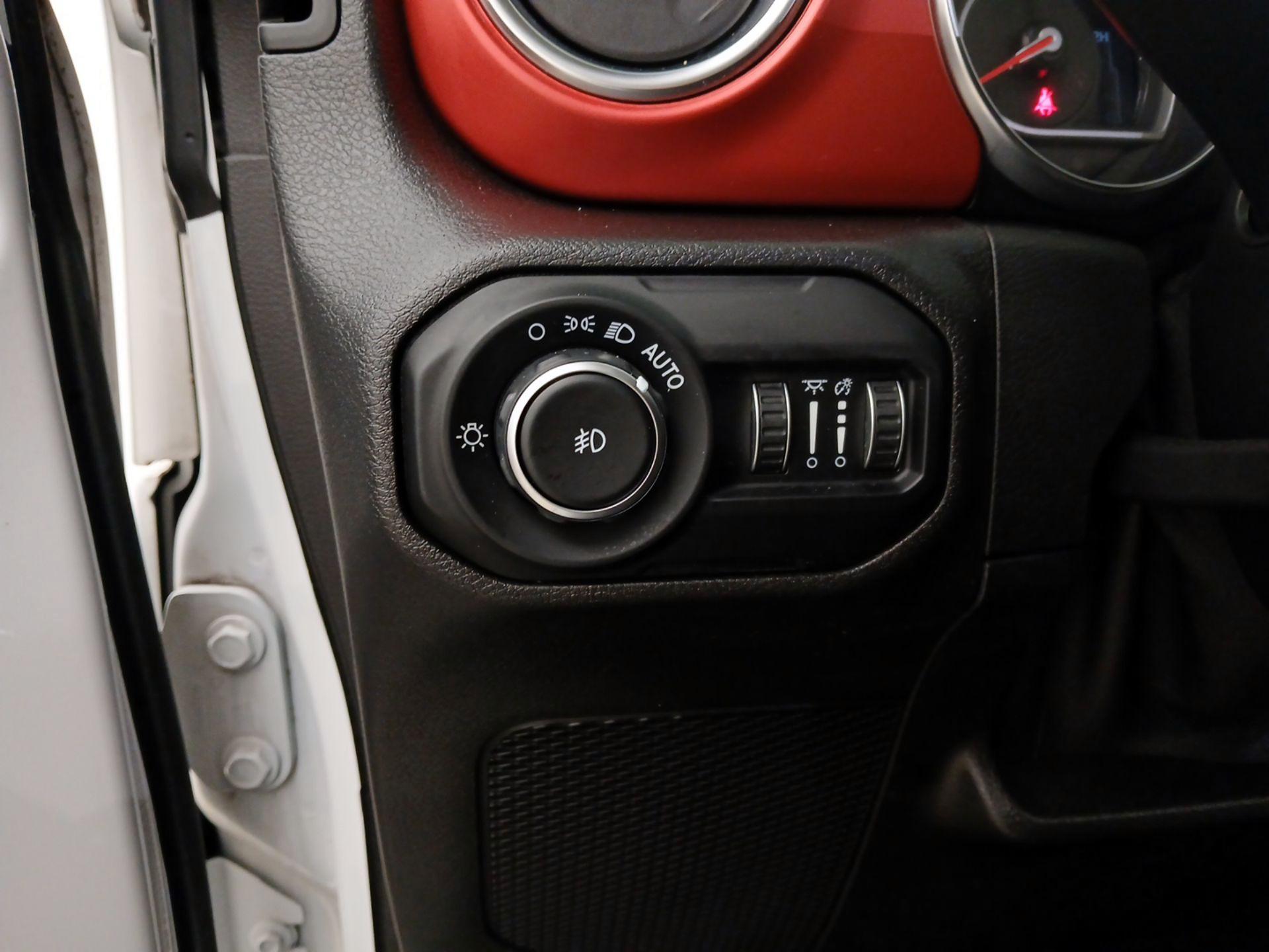 Thumbnail: 2021 Jeep Wrangler - 13