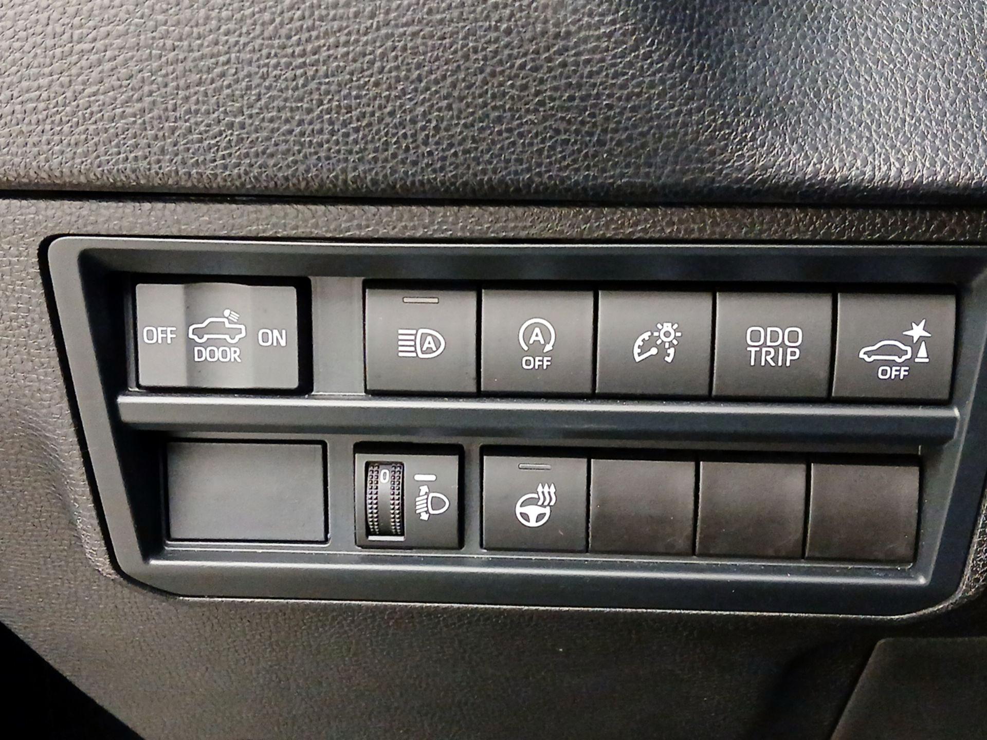 Thumbnail: 2025 Toyota Tundra - 13