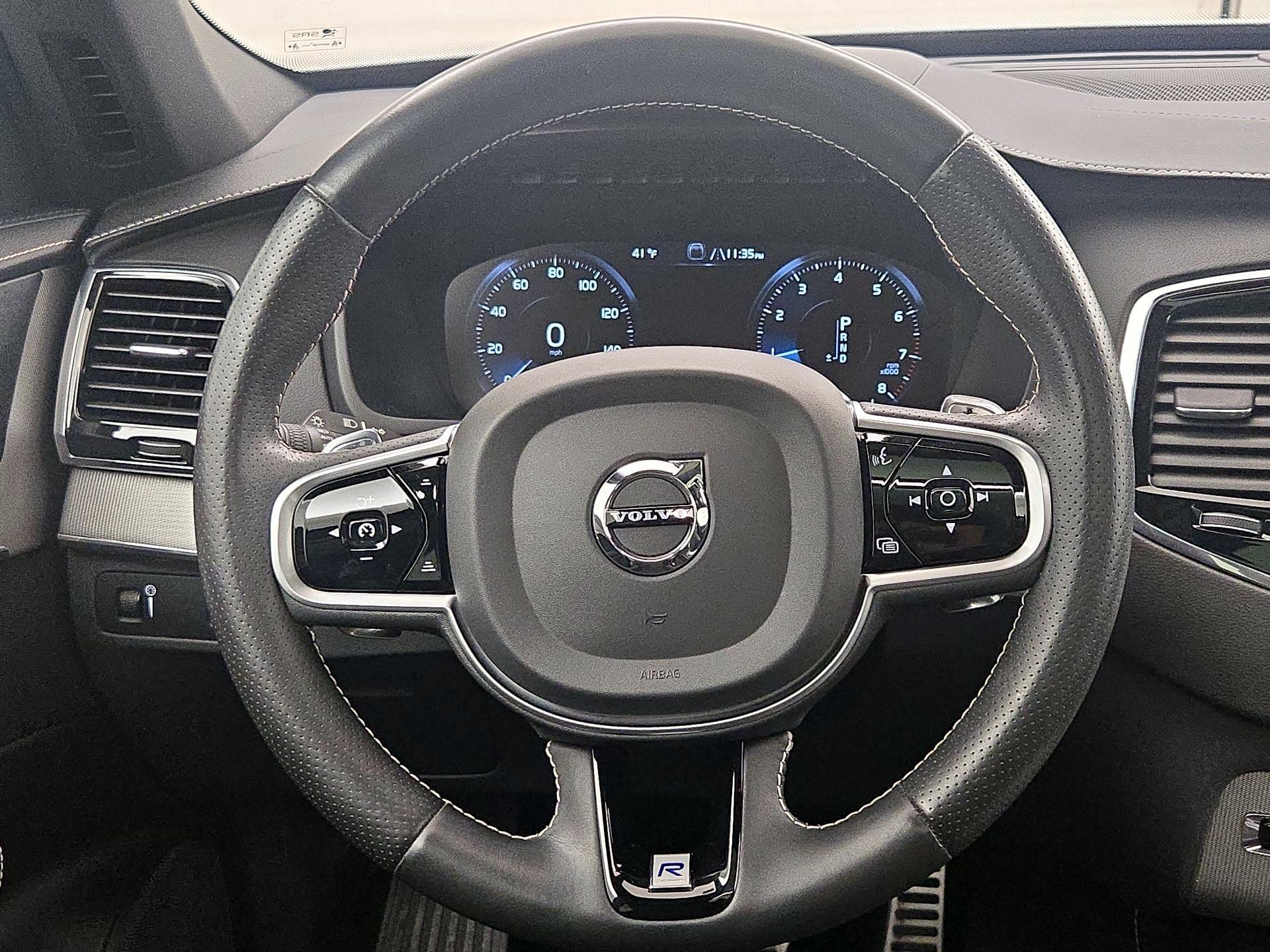 Thumbnail: 2019 Volvo XC90 - 10