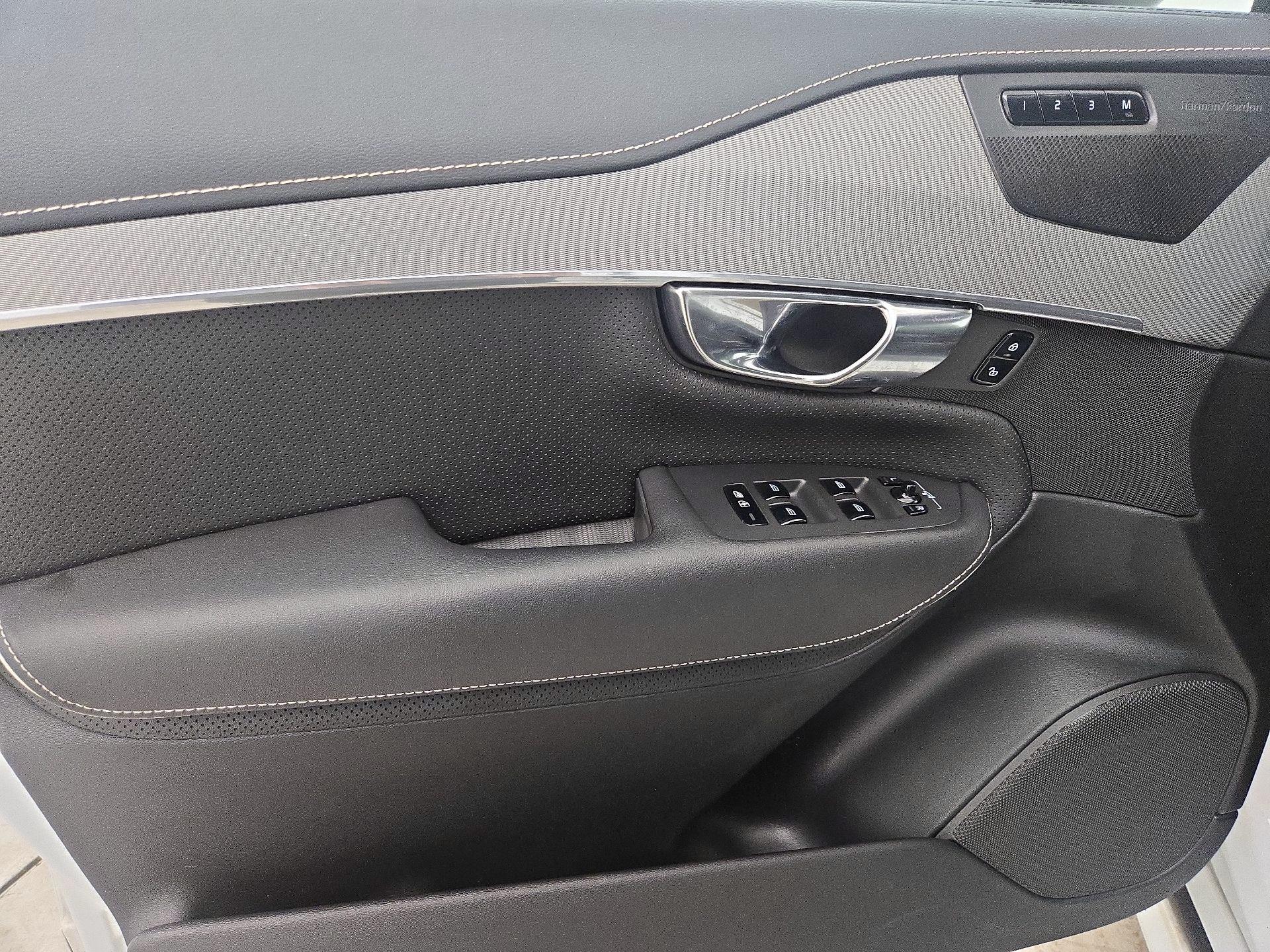 Thumbnail: 2019 Volvo XC90 - 12