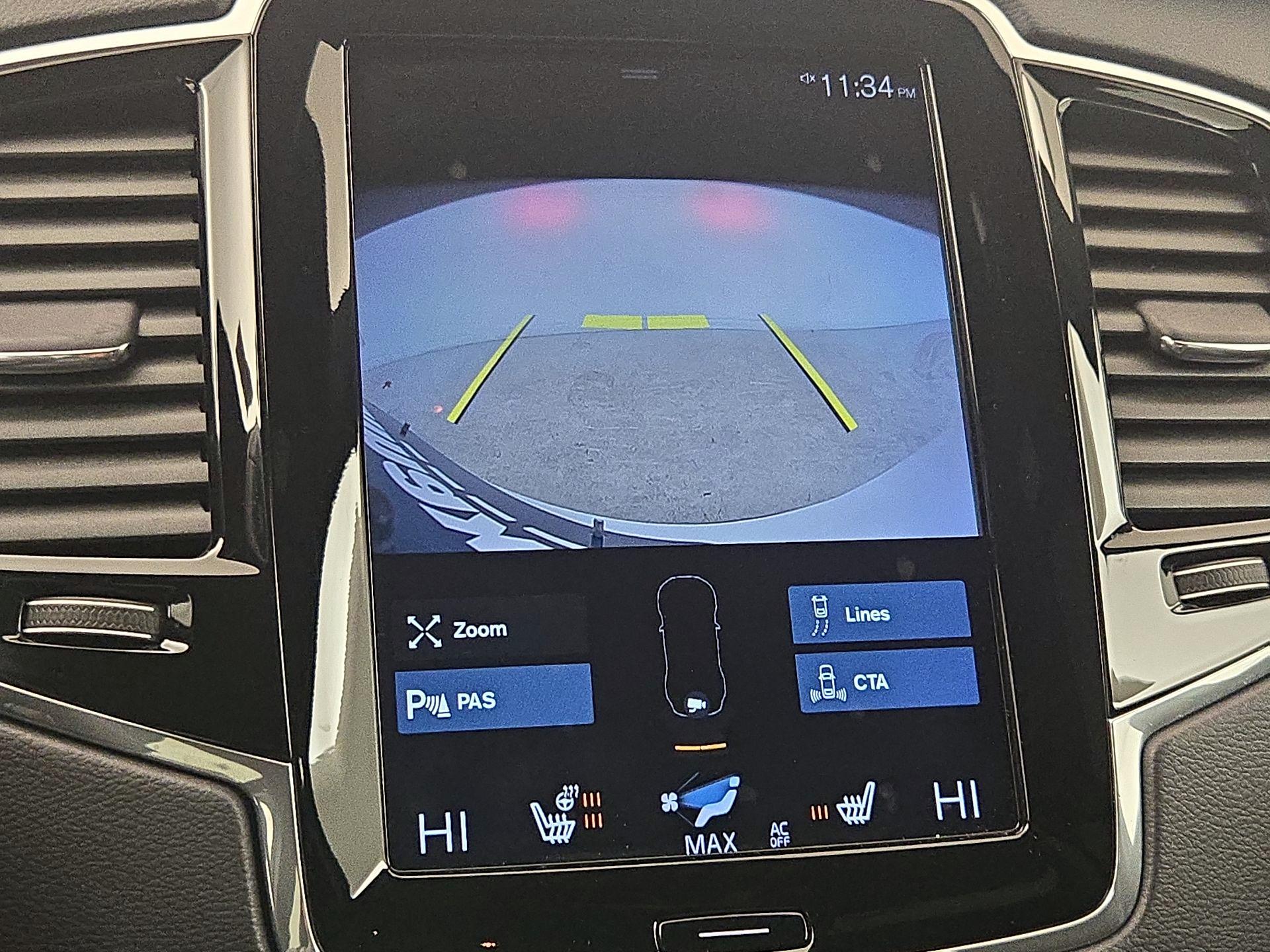 Thumbnail: 2019 Volvo XC90 - 15