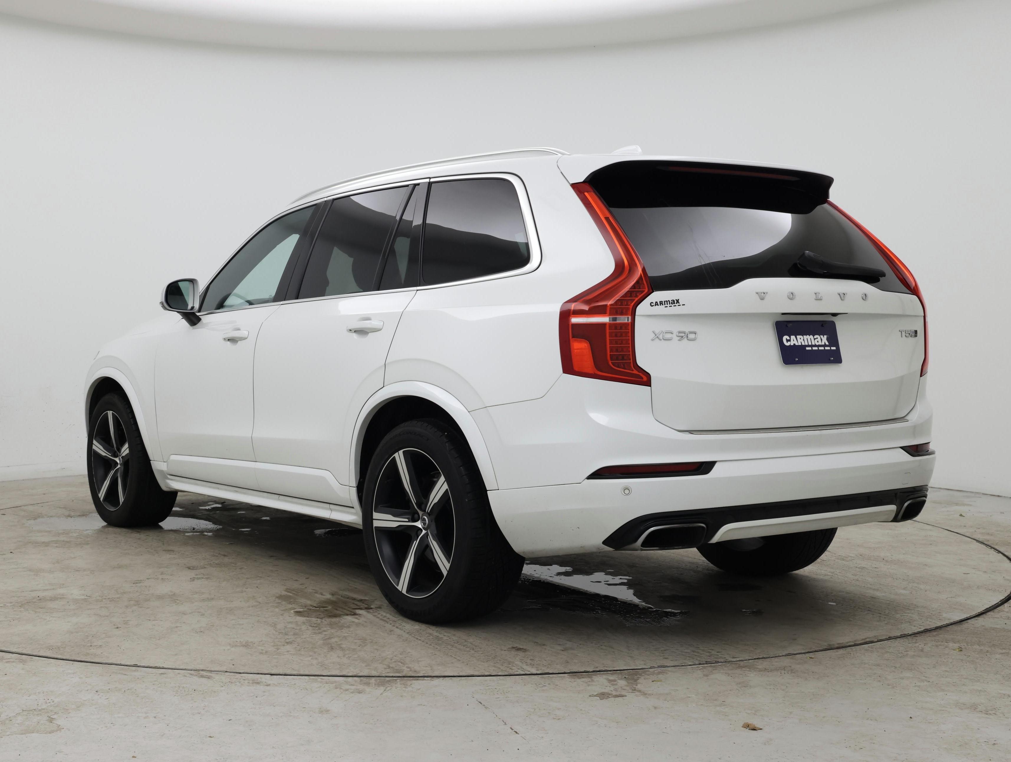 Thumbnail: 2019 Volvo XC90 - 2