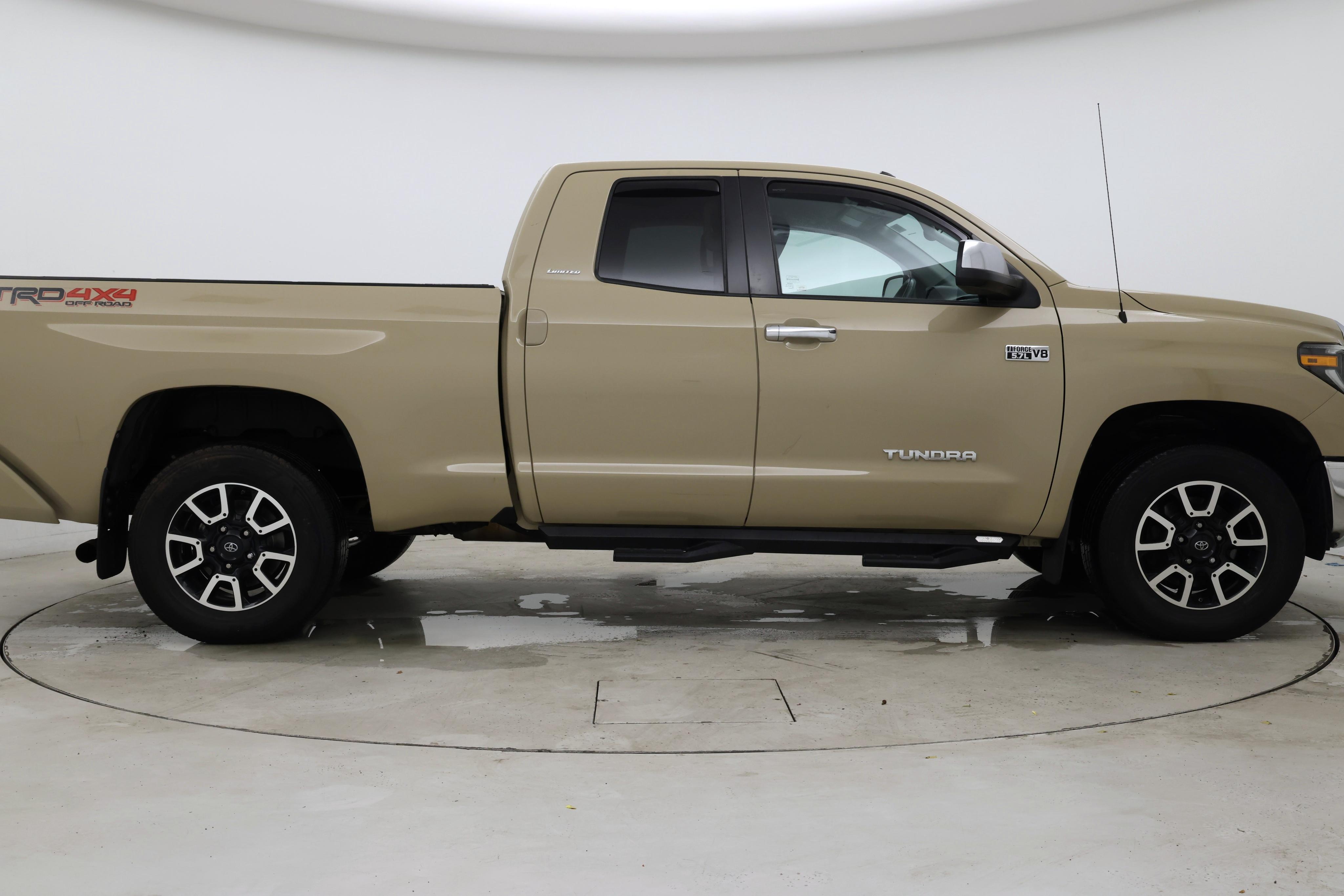 Thumbnail: 2019 Toyota Tundra - 7